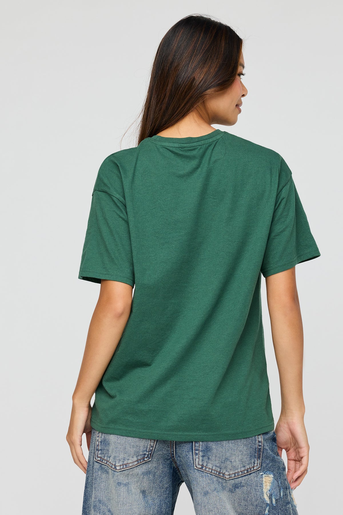 Vue alternative 2. T-shirt de coupe garçonne à imprimé The Grinch