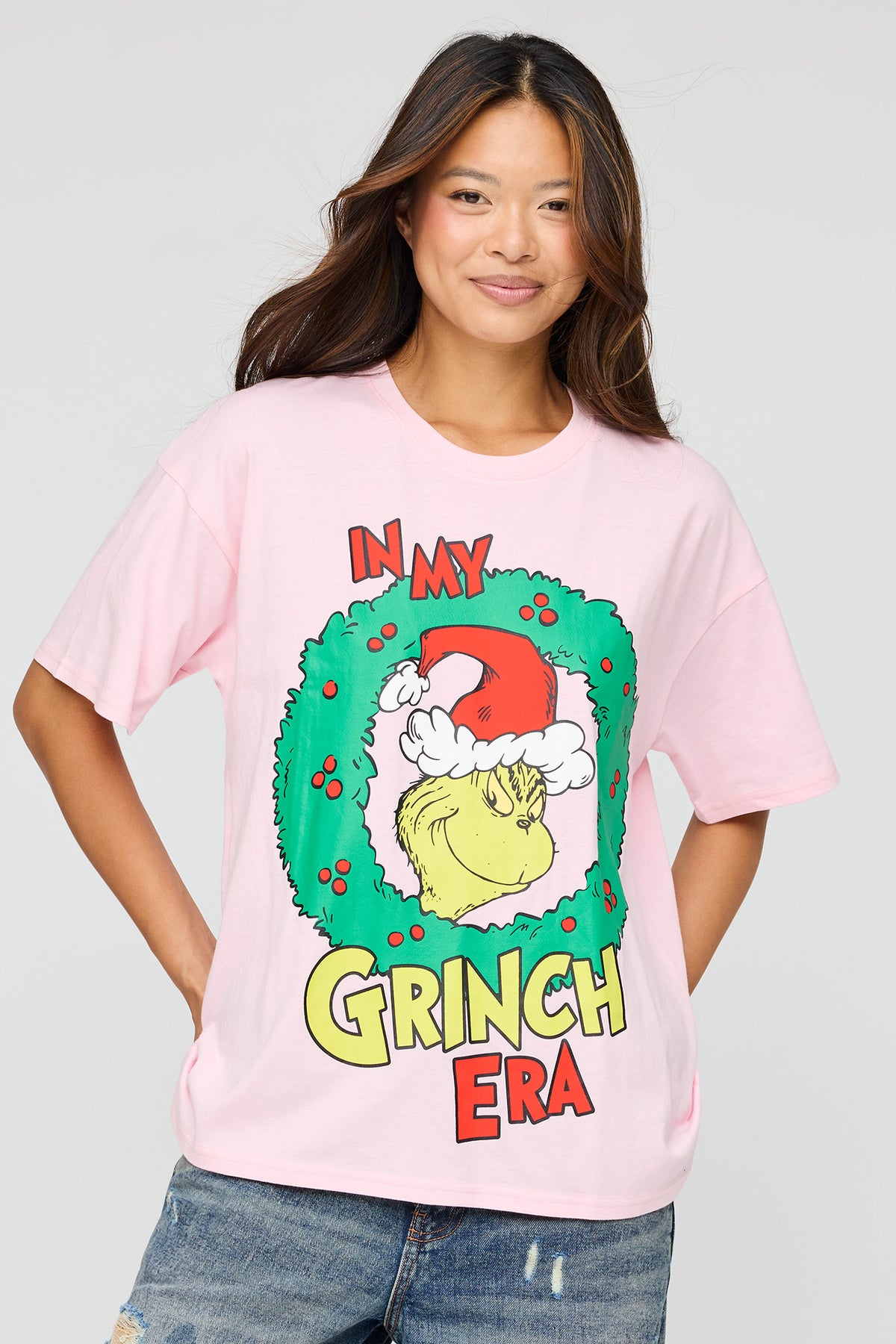 The Grinch Graphic Boyfriend T-Shirt - Light Pink