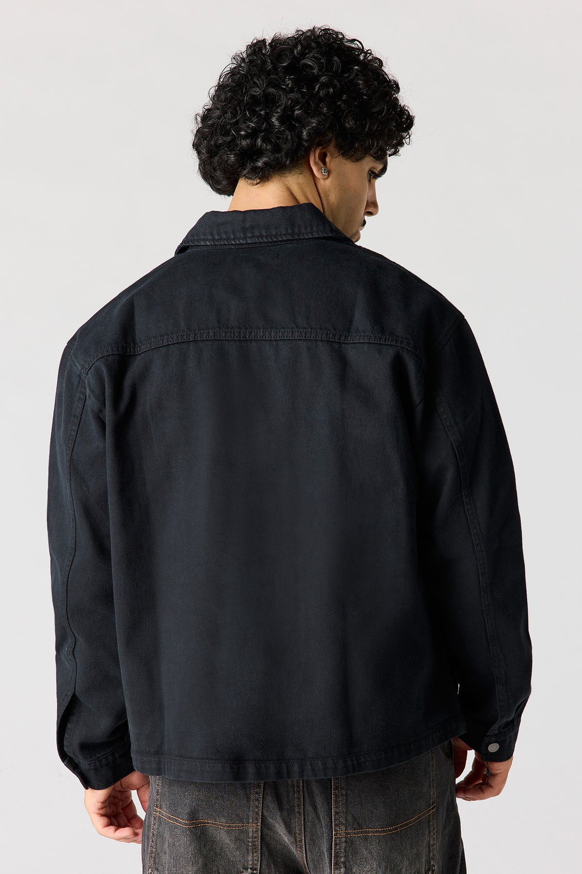 Alt View 2. Boxy Denim Button-Up Top - Black