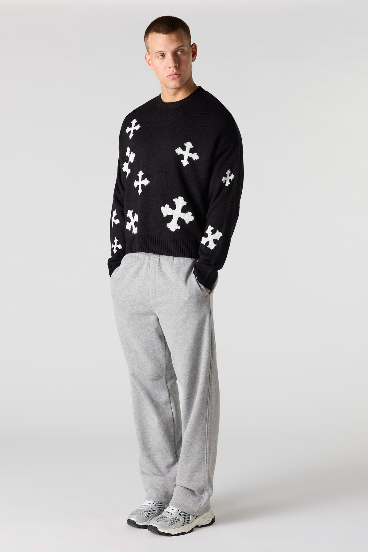 Alt View 3. Jacquard Knit Boxy Sweater - Black