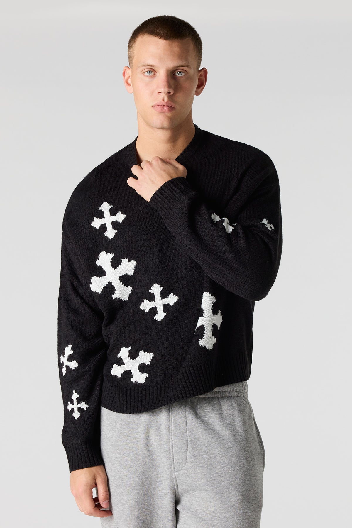Alt View 4. Jacquard Knit Boxy Sweater - Black