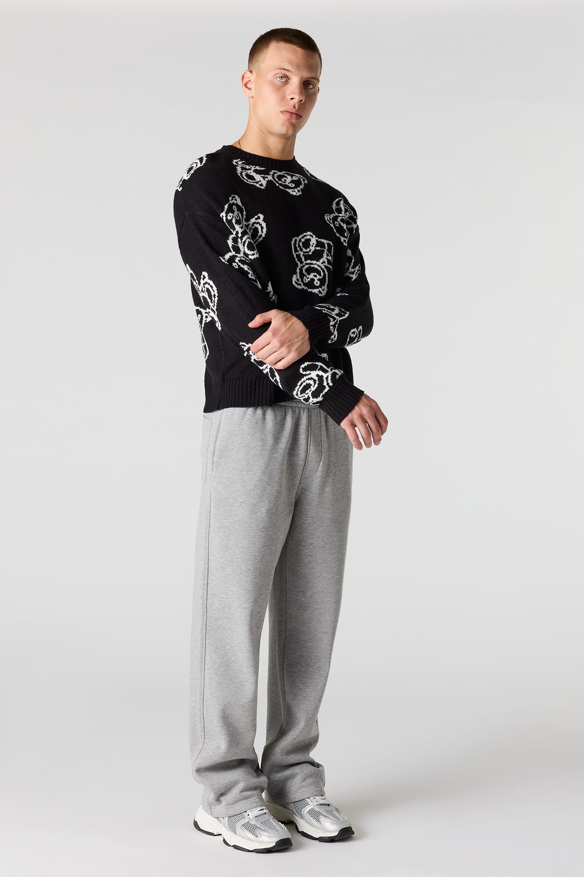 Vue alternative 3. Chandail carré en tricot de jacquard
