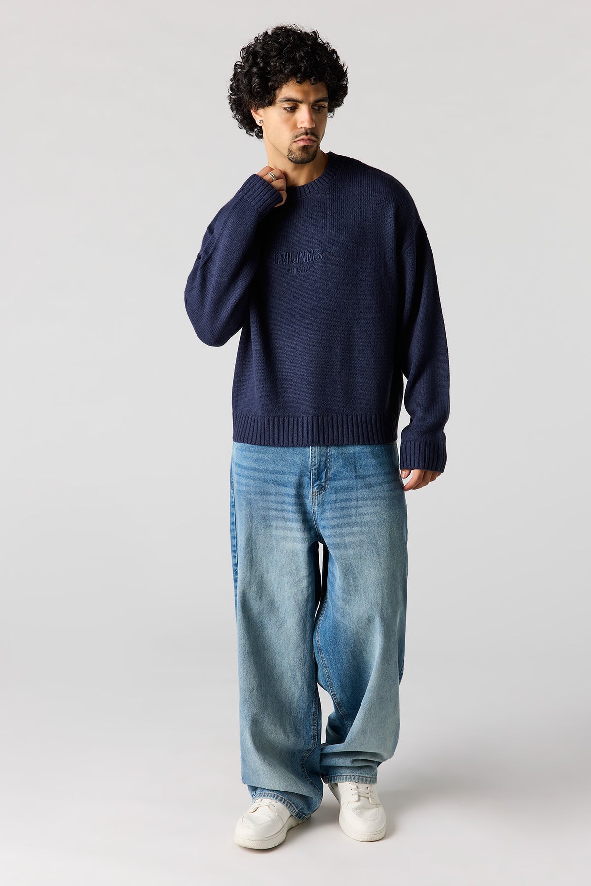 Alt View 3. Originals Embroidered Boxy Sweater - Navy