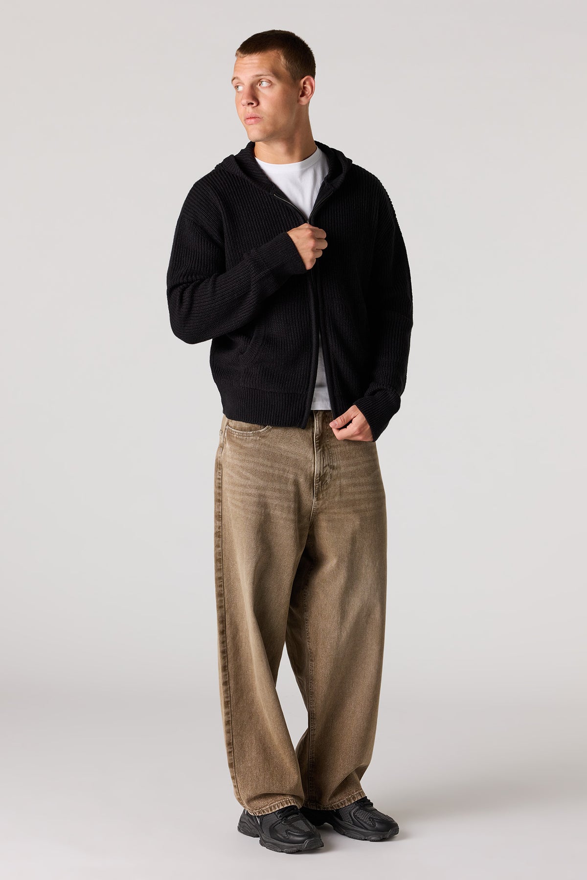 Alt View 3. 2-Way Zip-Up Knit Hooded Sweater - Black