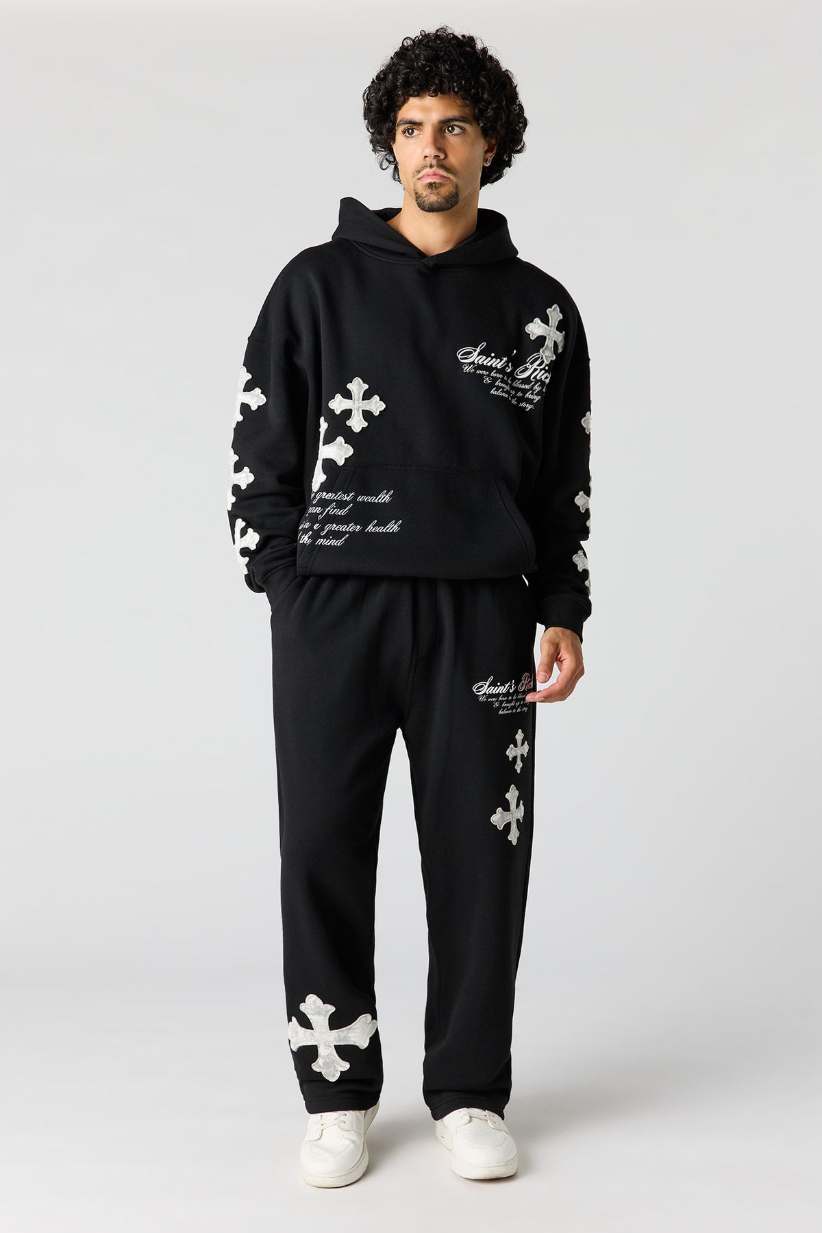 Alt View 3. Graphic Fleece Baggy Hoodie - Black