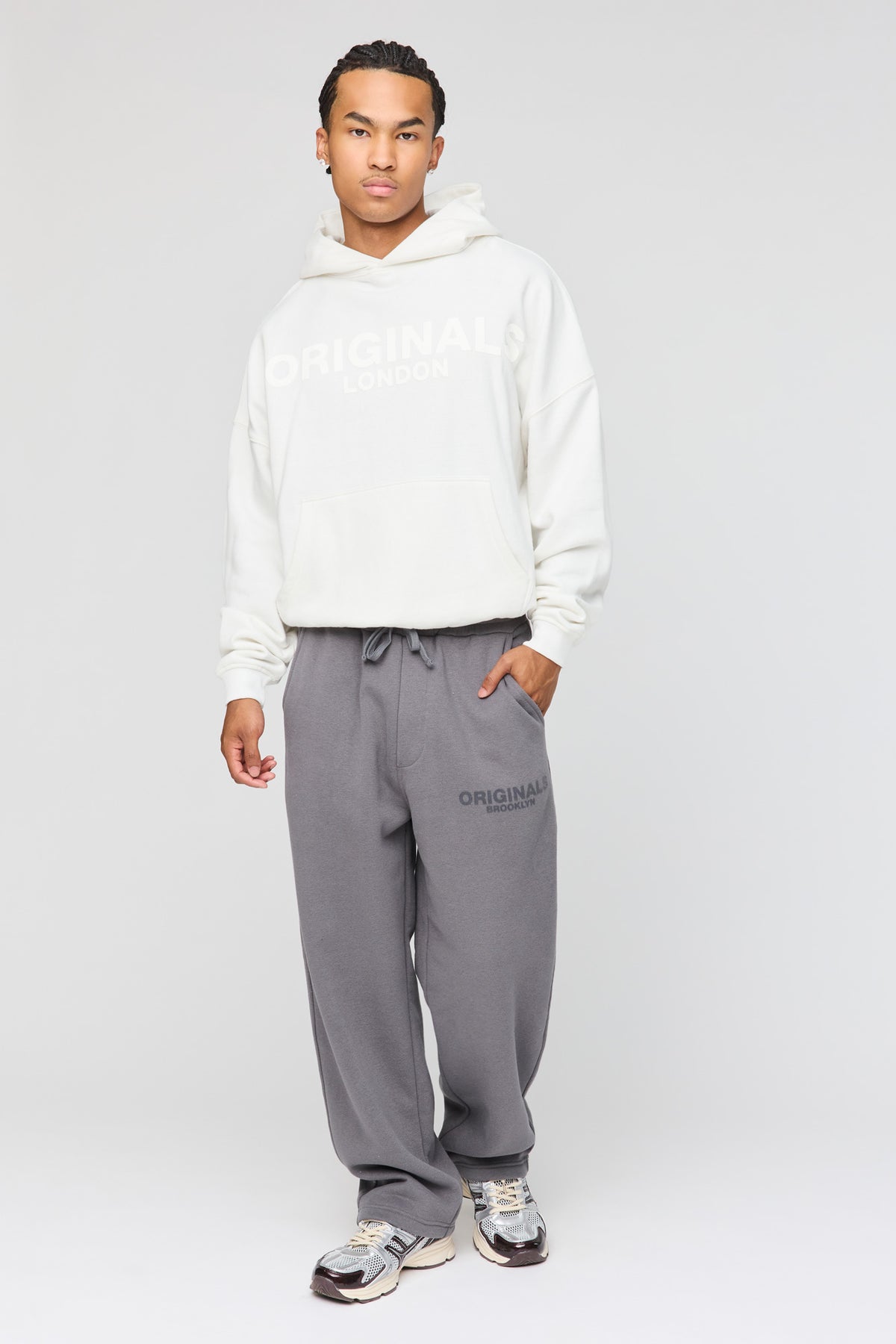 Alt View 3. Premium Heavyweight Fleece Baggy Graphic Hoodie - Off White