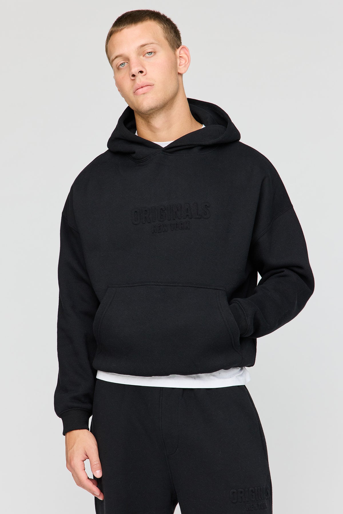 Premium Heavyweight Fleece Embossed Boxy Hoodie - Black