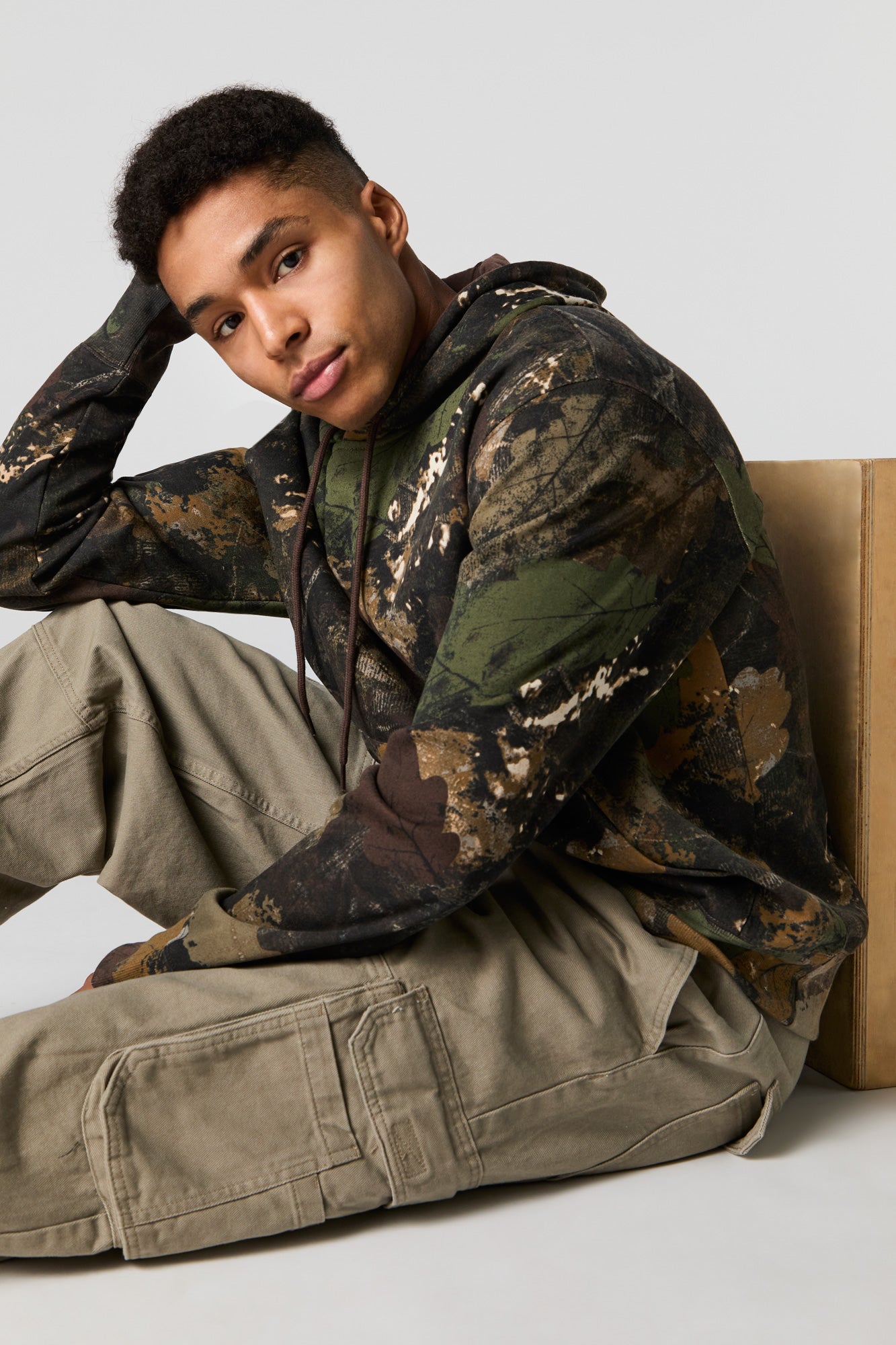 SLY】 HELLO KITTY x SLY VELOURHOODIE Champion x Sanrio Hello Kitty