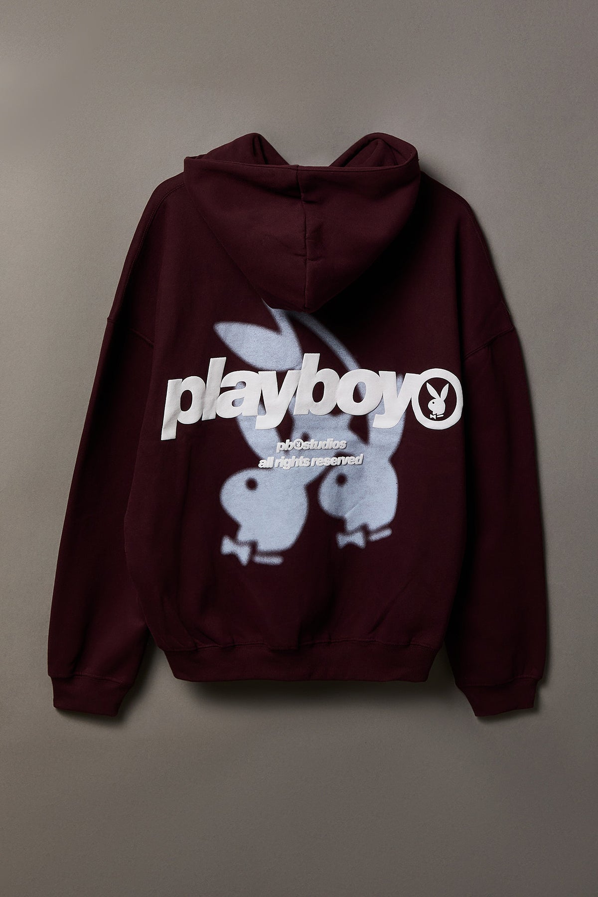 Vue alternative 7. Haut baggy à capuchon en molleton avec imprimé Playboy