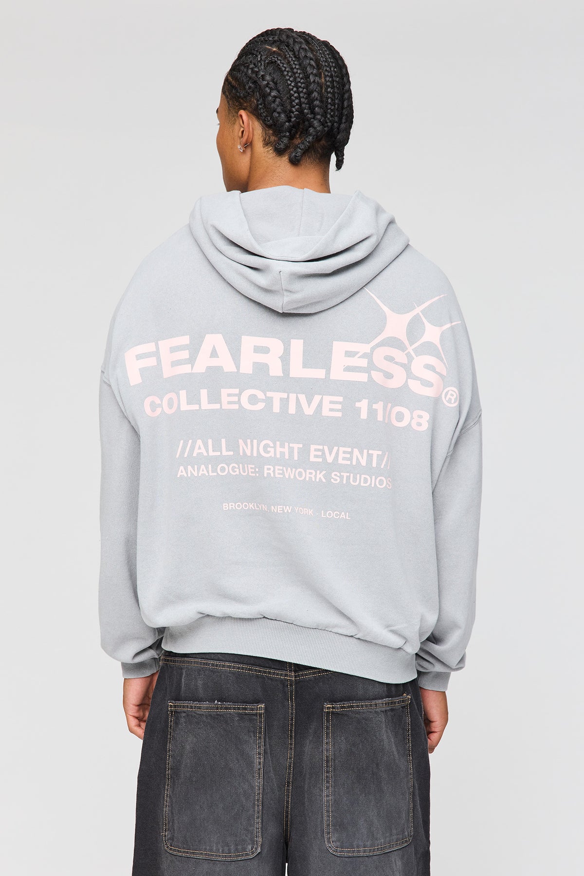 Alt View 2. Premium Heavyweight Washed Graphic Boxy Hoodie - Light Grey