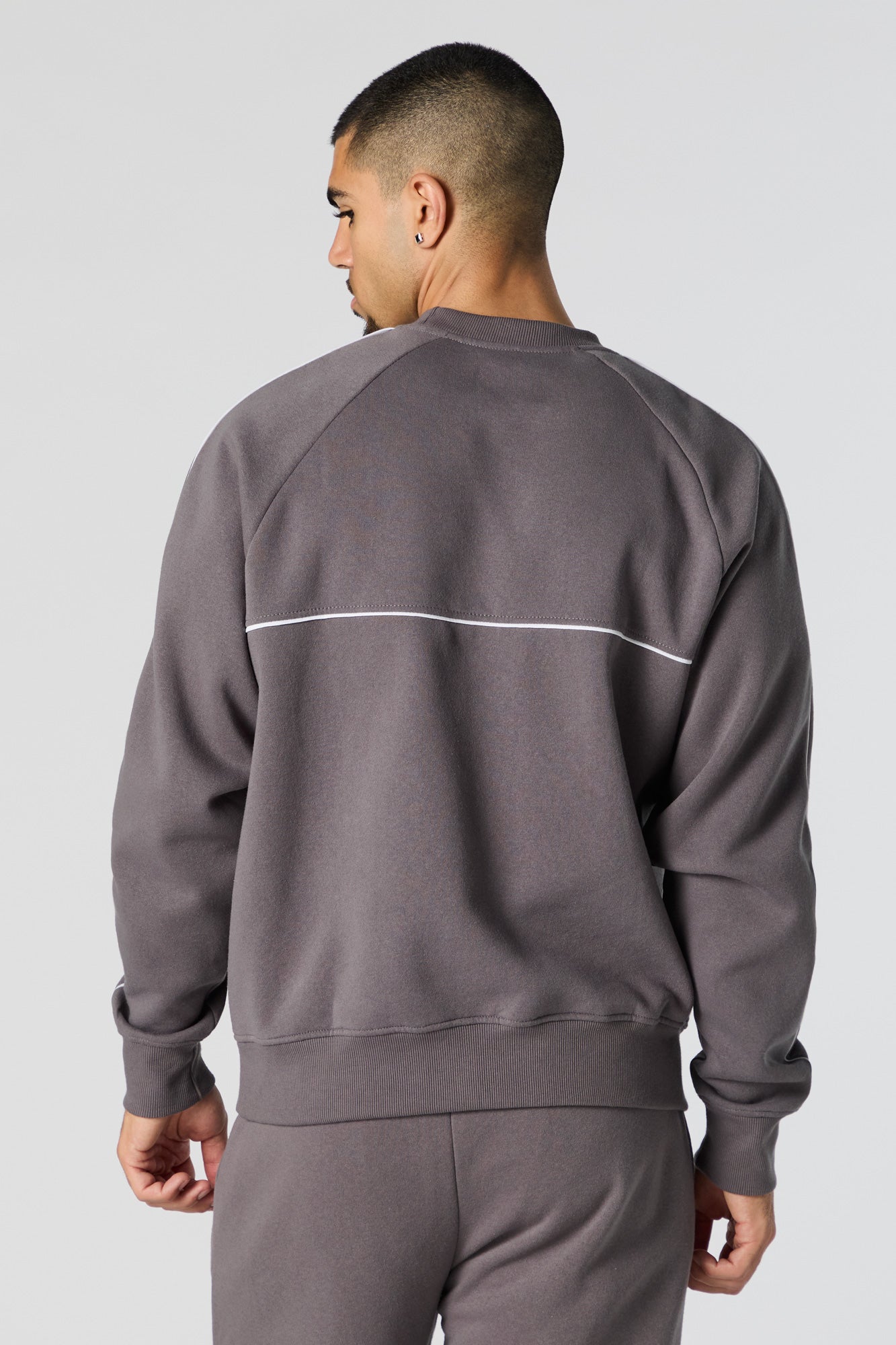 Performance Graphic Fleece Sweatshirt – Urban Planet