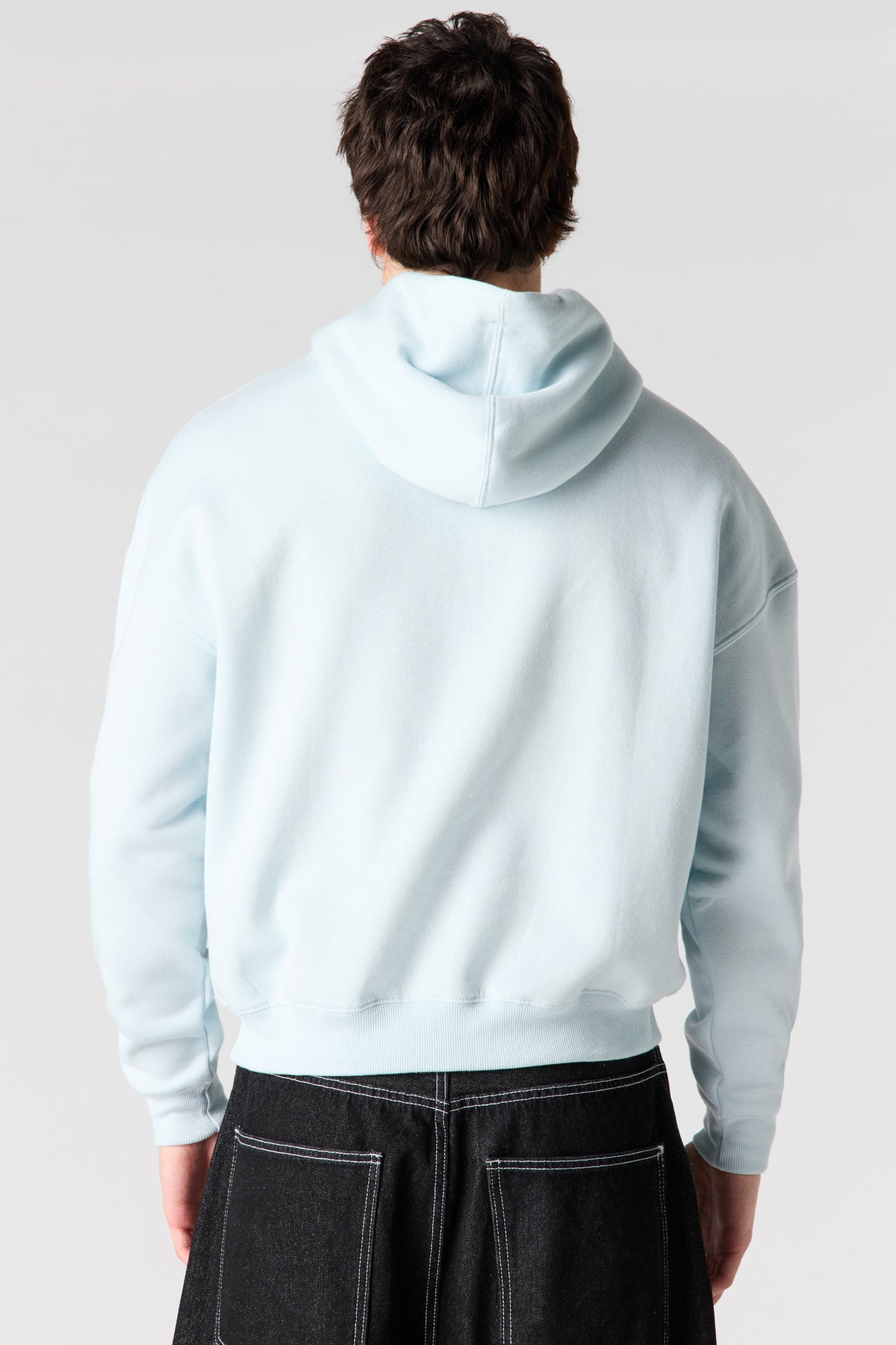Vue alternative 2. Haut carré à capuchon en molleton imprimé