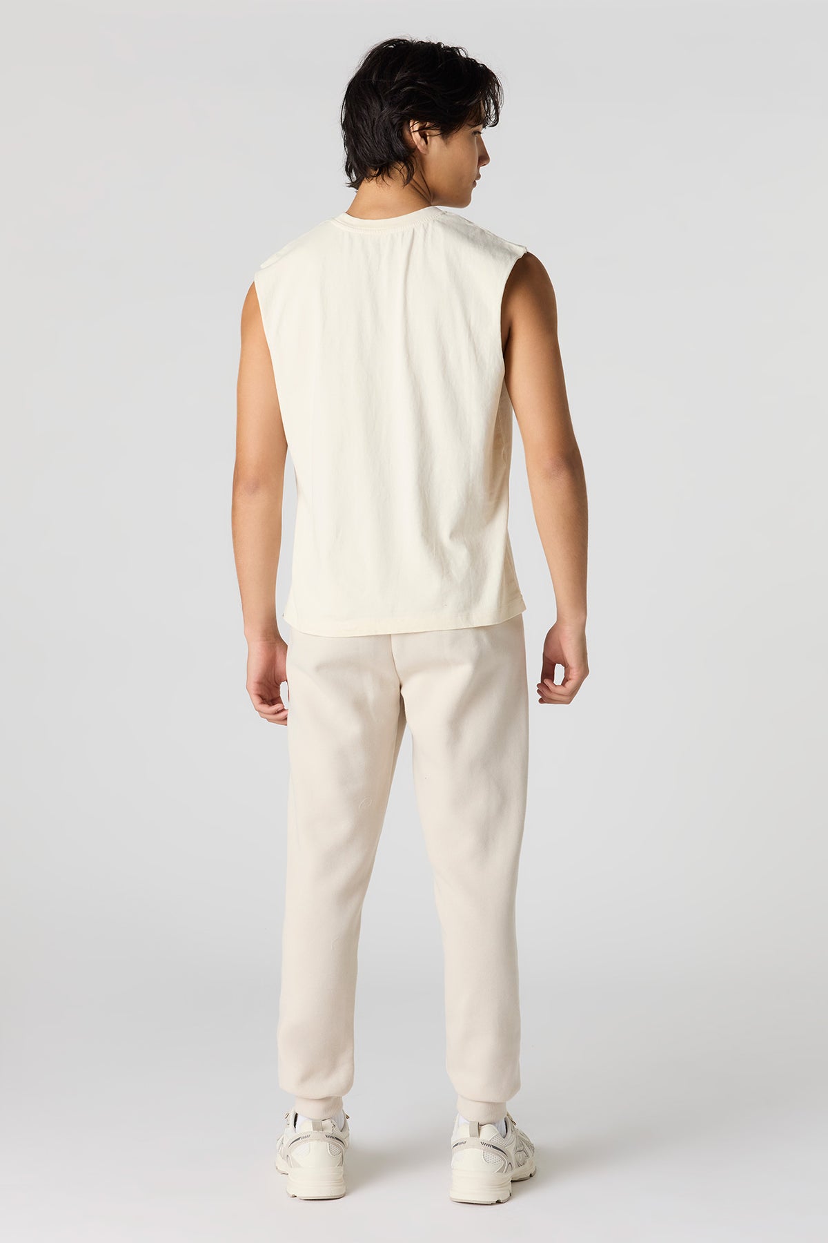 Alt View 3. Fleece Jogger - Natural