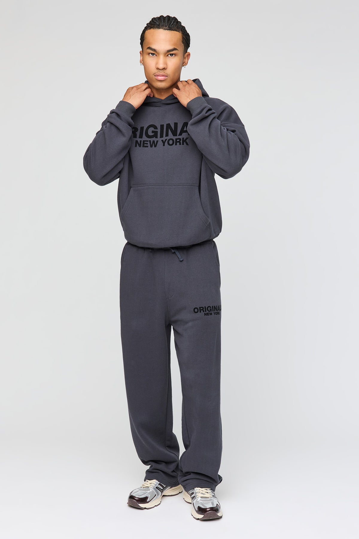 Vue alternative 2. Pantalon d'entraînement baggy en molleton lourd supérieur imprimé