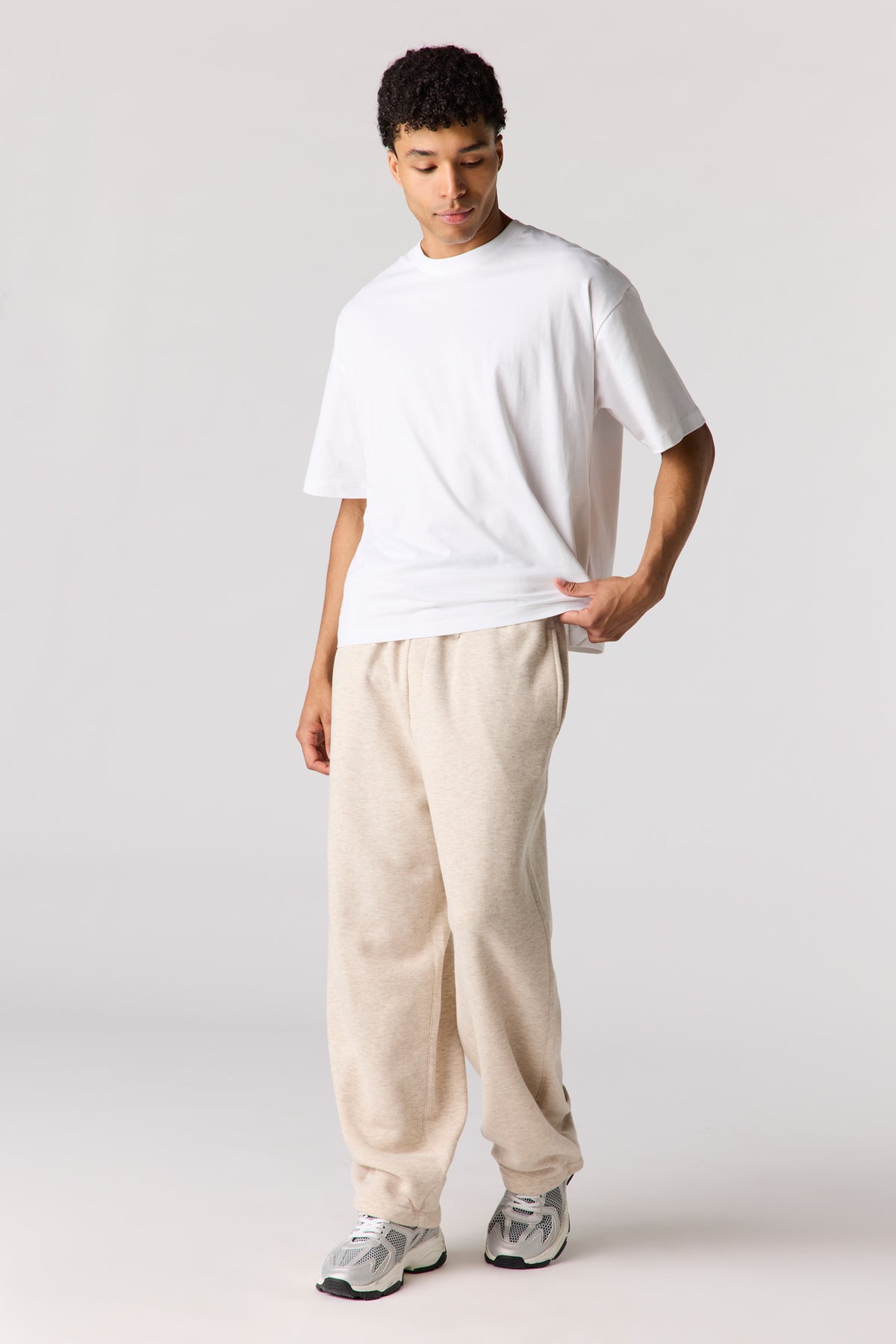 Vue alternative 2. Pantalon d'entraînement à jambe ballon en molleton