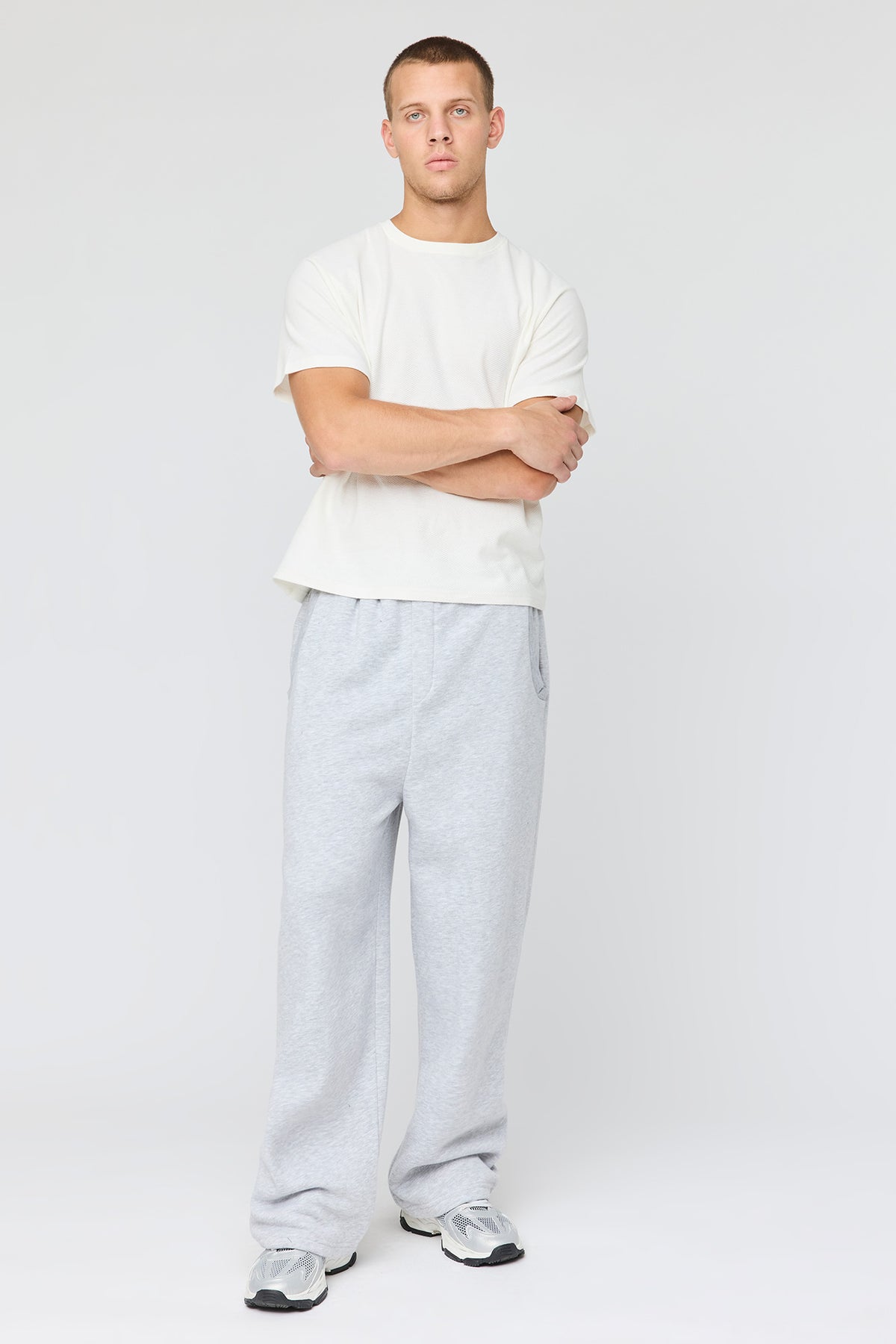 Alt View 2. Fleece Super Baggy Sweatpant - Heather Grey