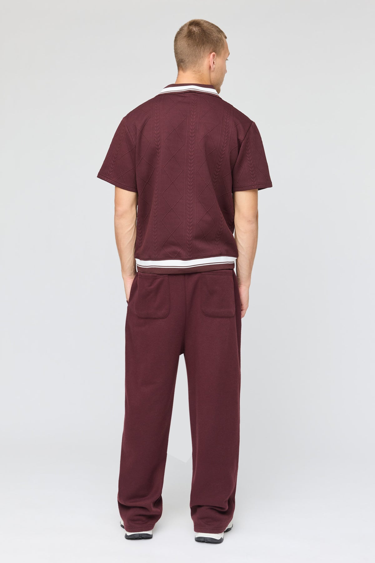 Vue alternative 3. Pantalon d'entraînement super baggy en molleton