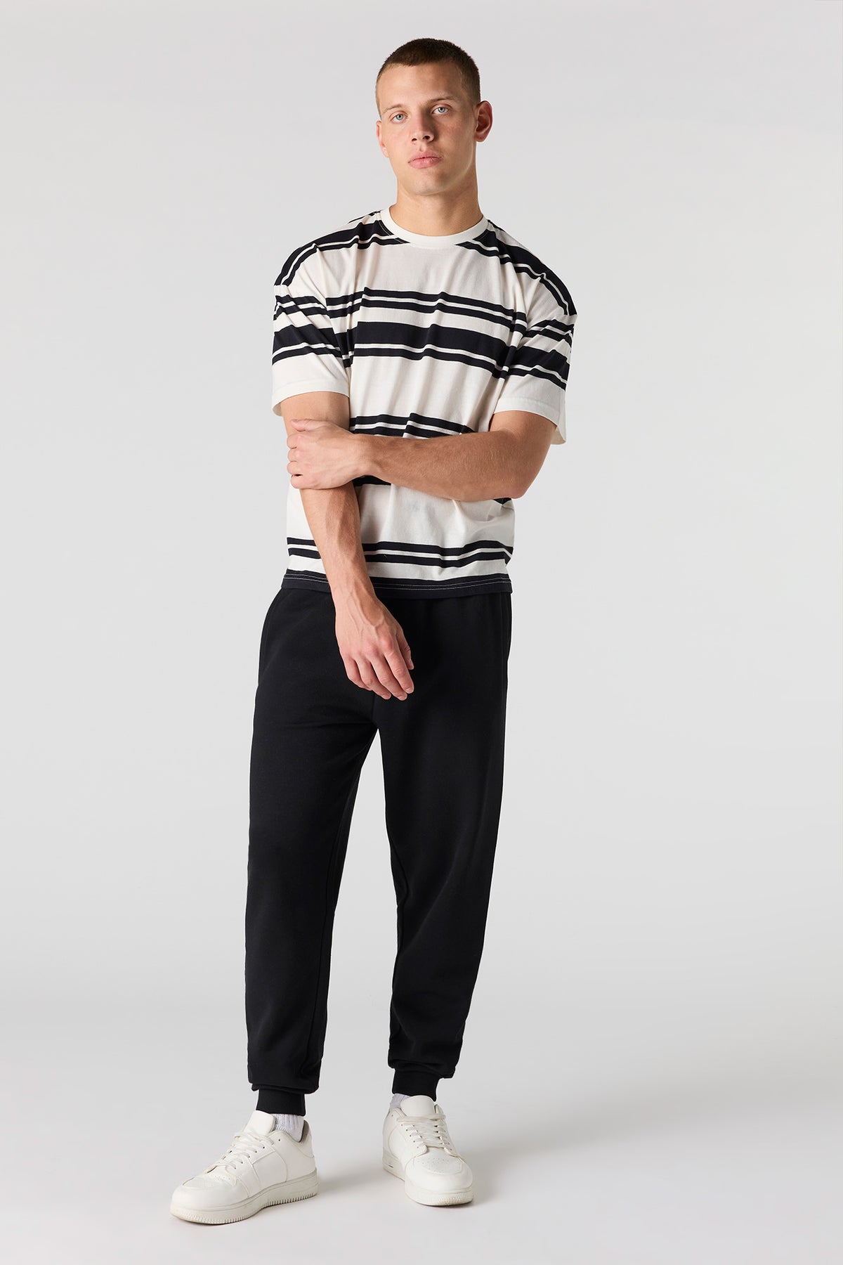 Vue alternative 2. Jogger en molleton