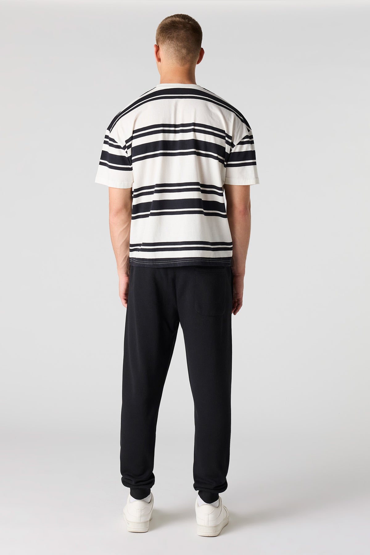 Vue alternative 3. Jogger en molleton