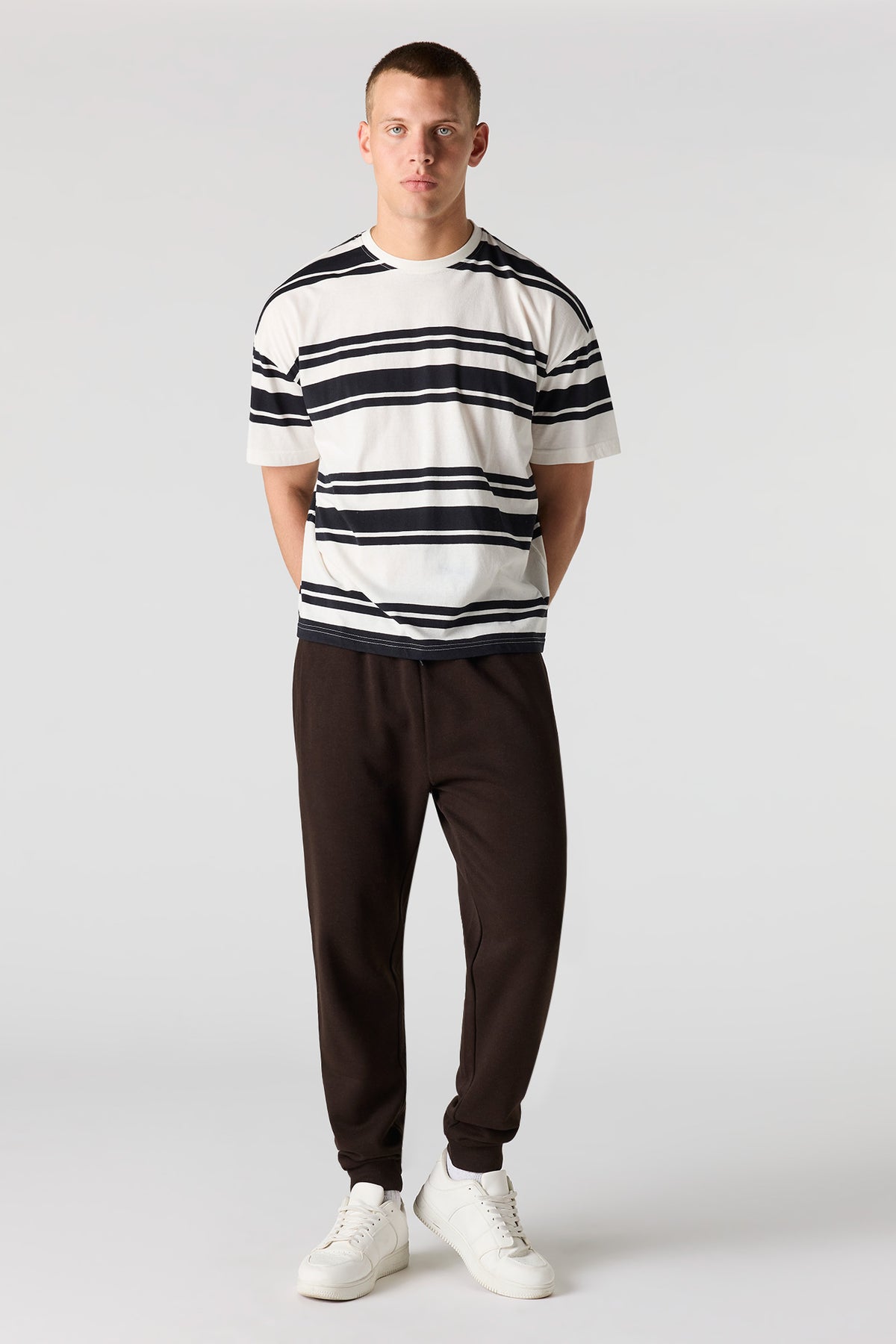 Vue alternative 2. Jogger en molleton