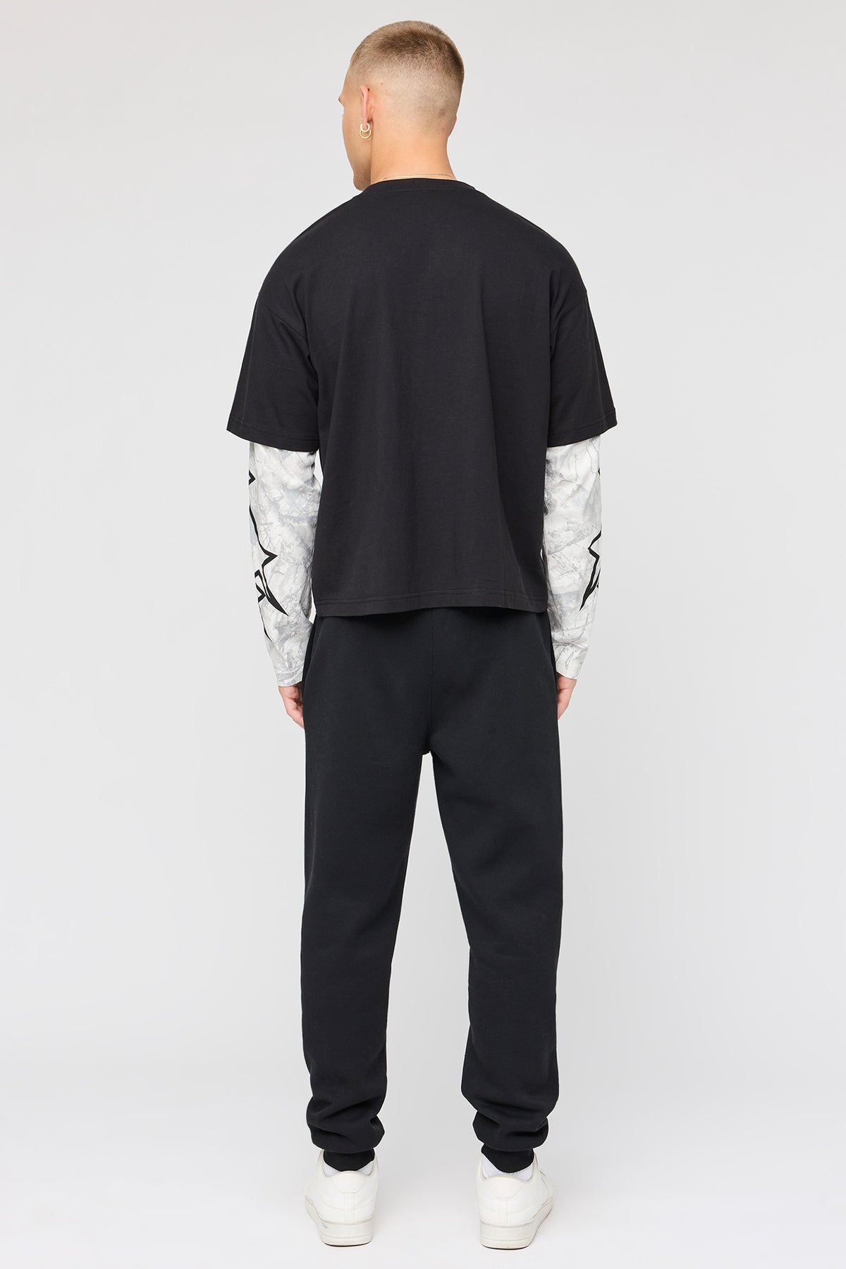 Alt View 3. Fleece Jogger - Black