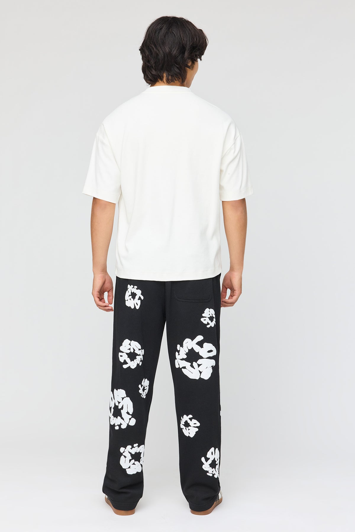 Vue alternative 3. Pantalon d'entraînement ample en molleton imprimé