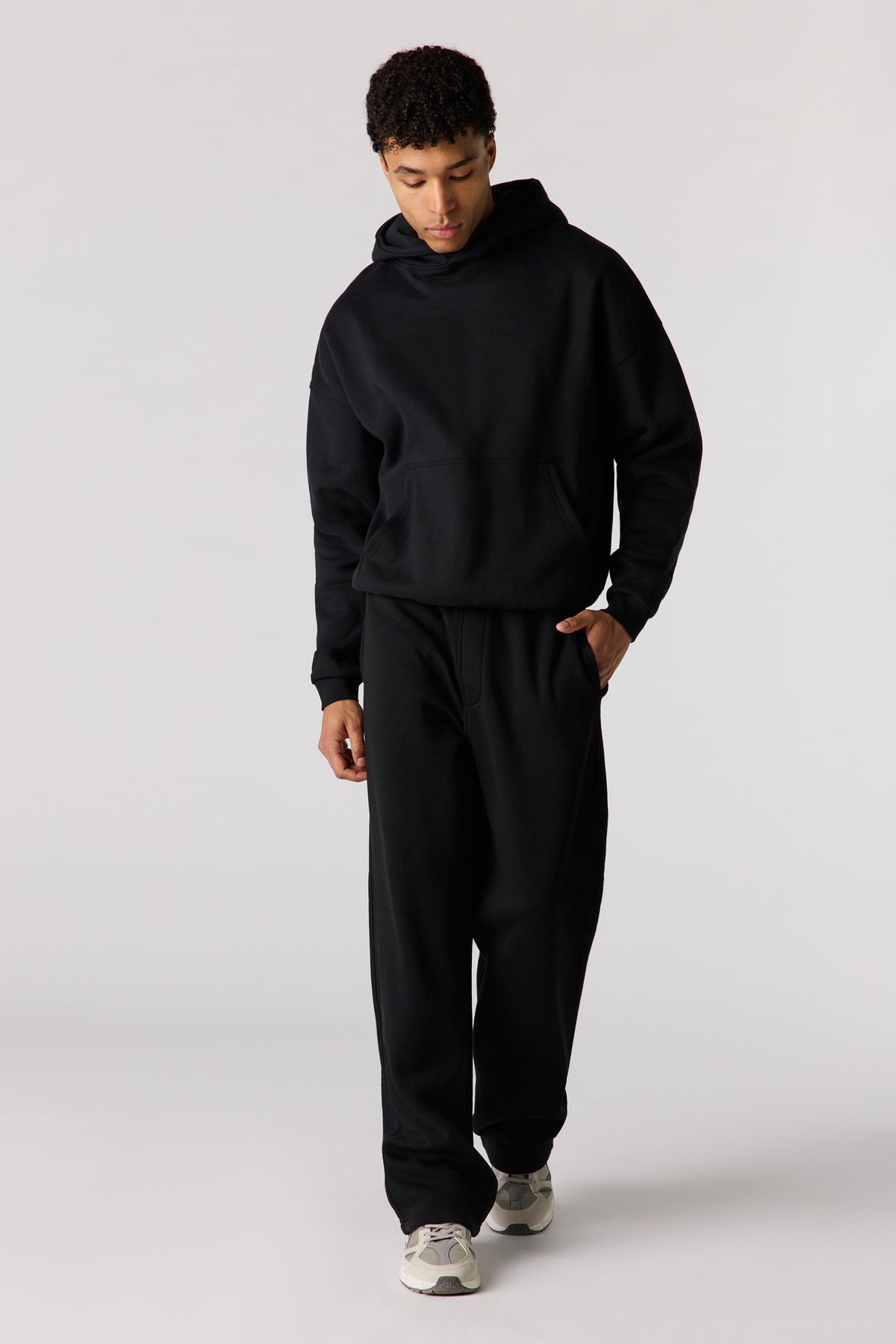 Vue alternative 2. Pantalon d'entraînement à jambe ample en molleton