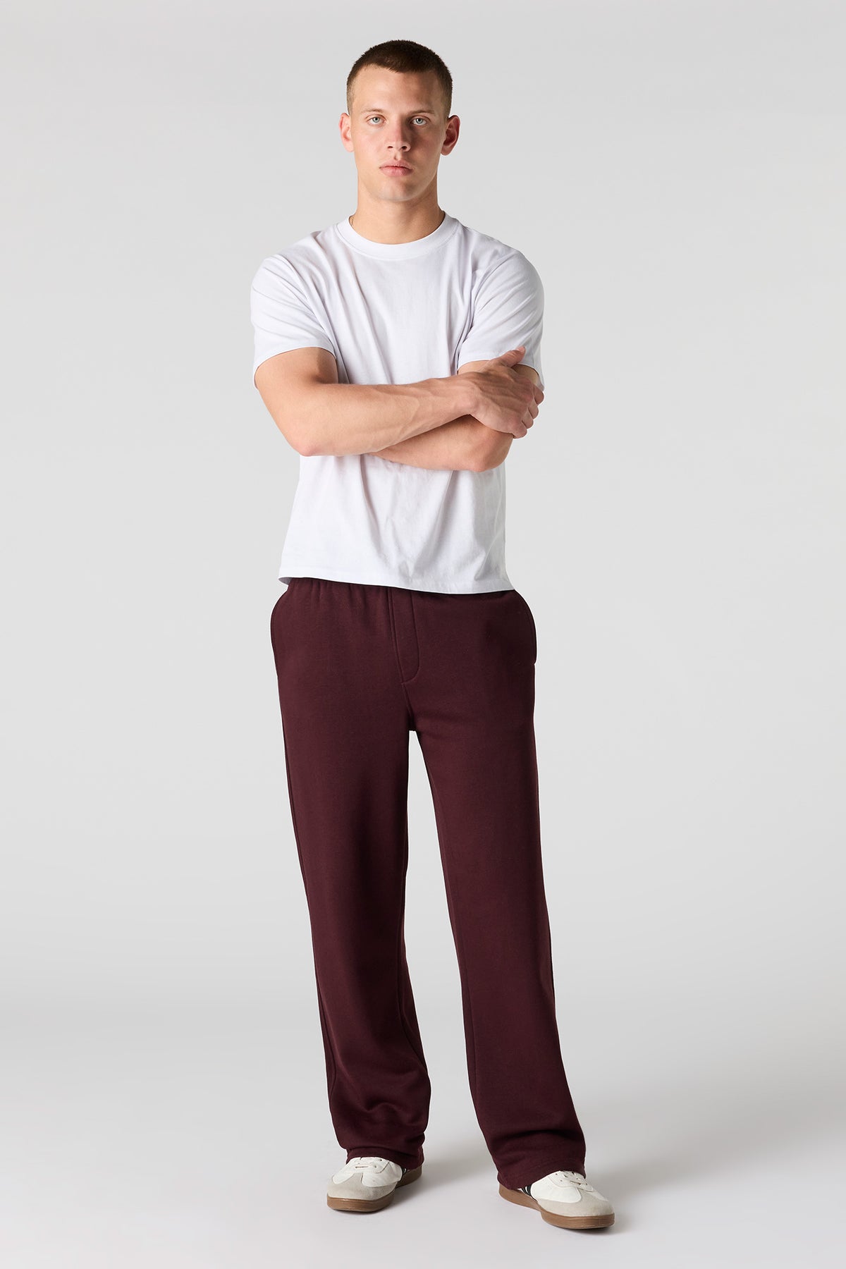 Vue alternative 2. Jogger à jambe ample en molleton