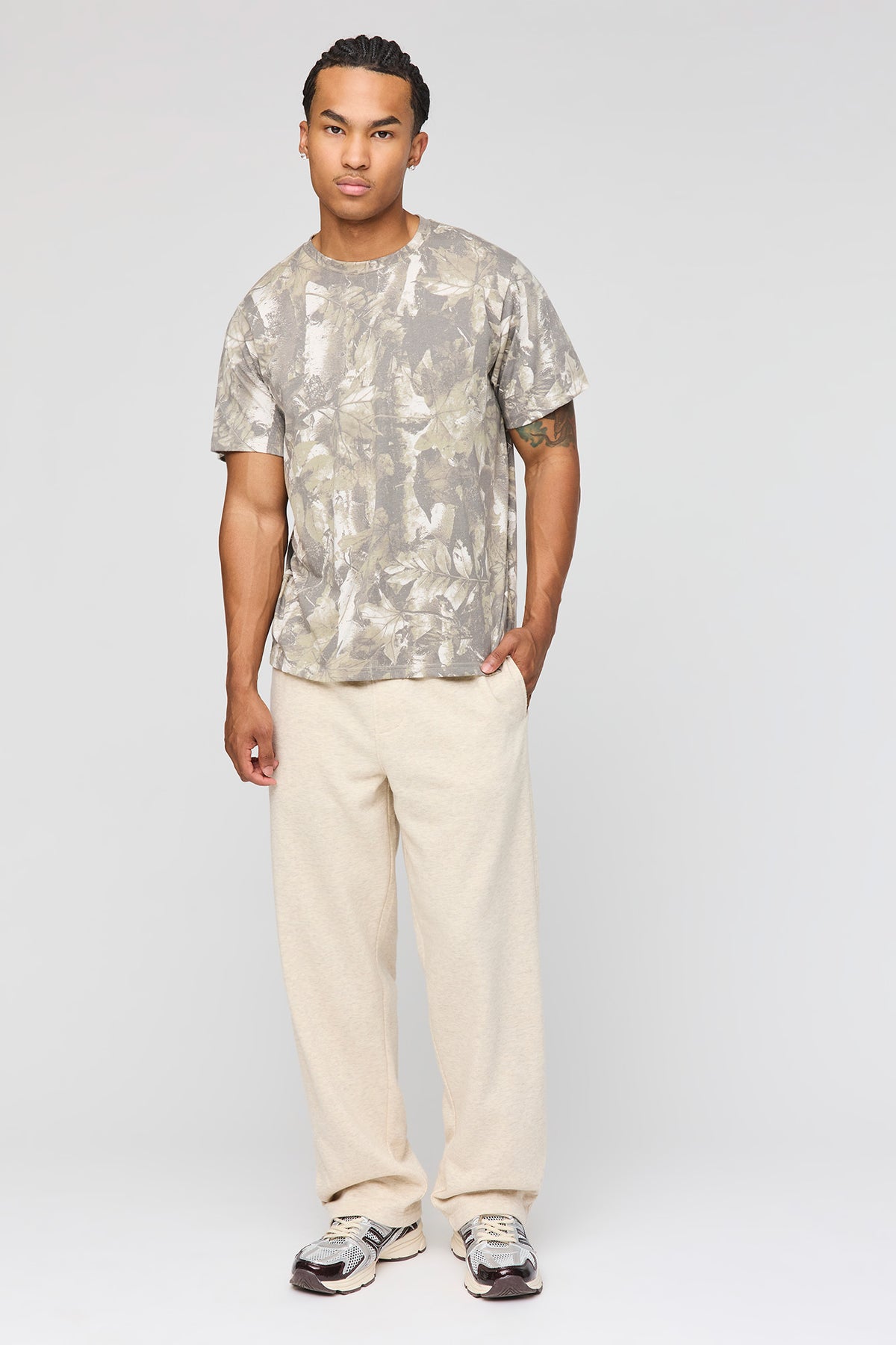 Alt View 2. Fleece Loose Sweatpant - Medium Brown