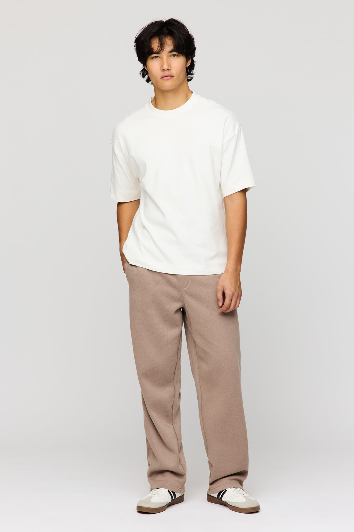 Alt View 2. Fleece Loose Sweatpant - Light Brown