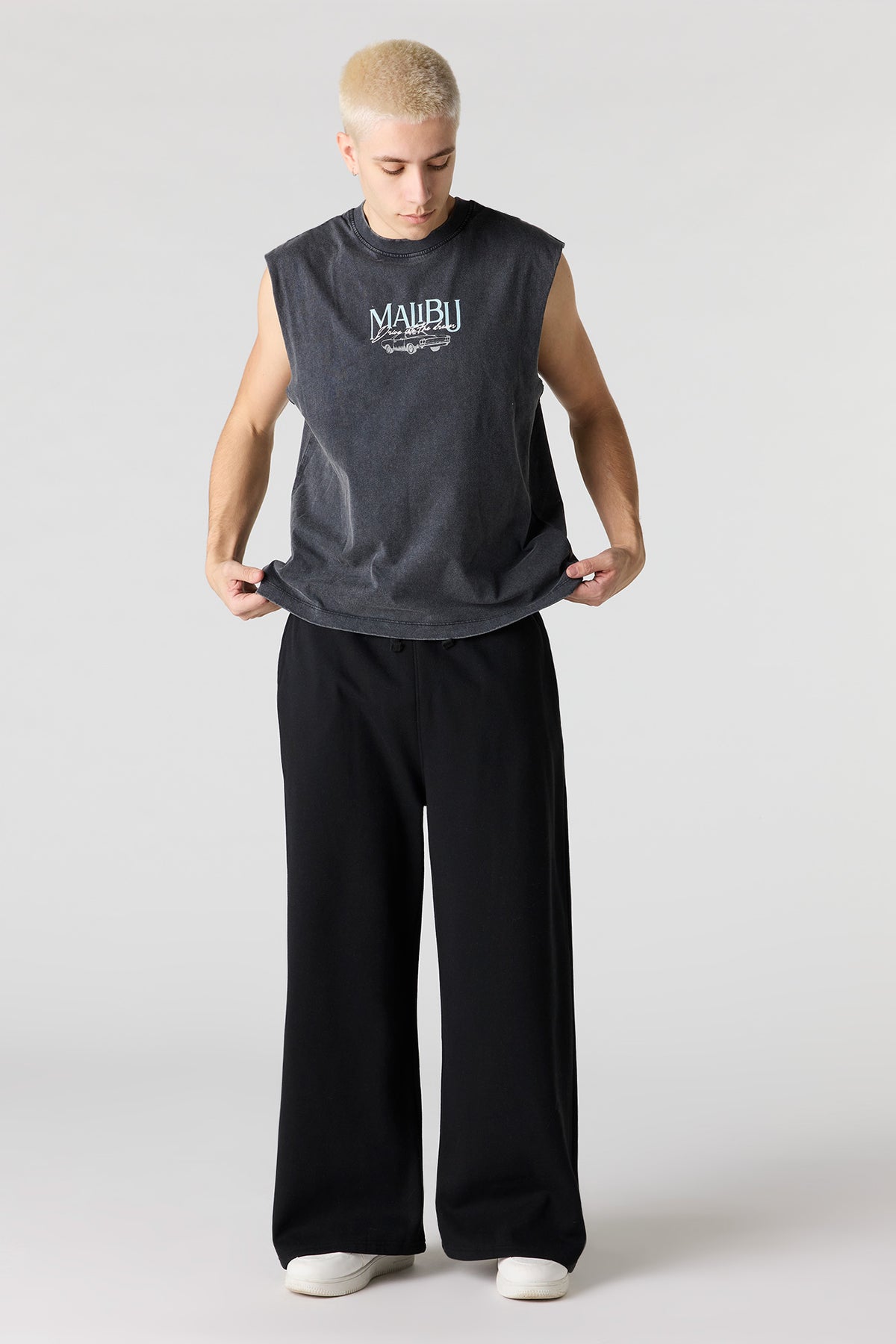 Vue alternative 2. Pantalon d'entraînement à jambe ultralarge en molleton