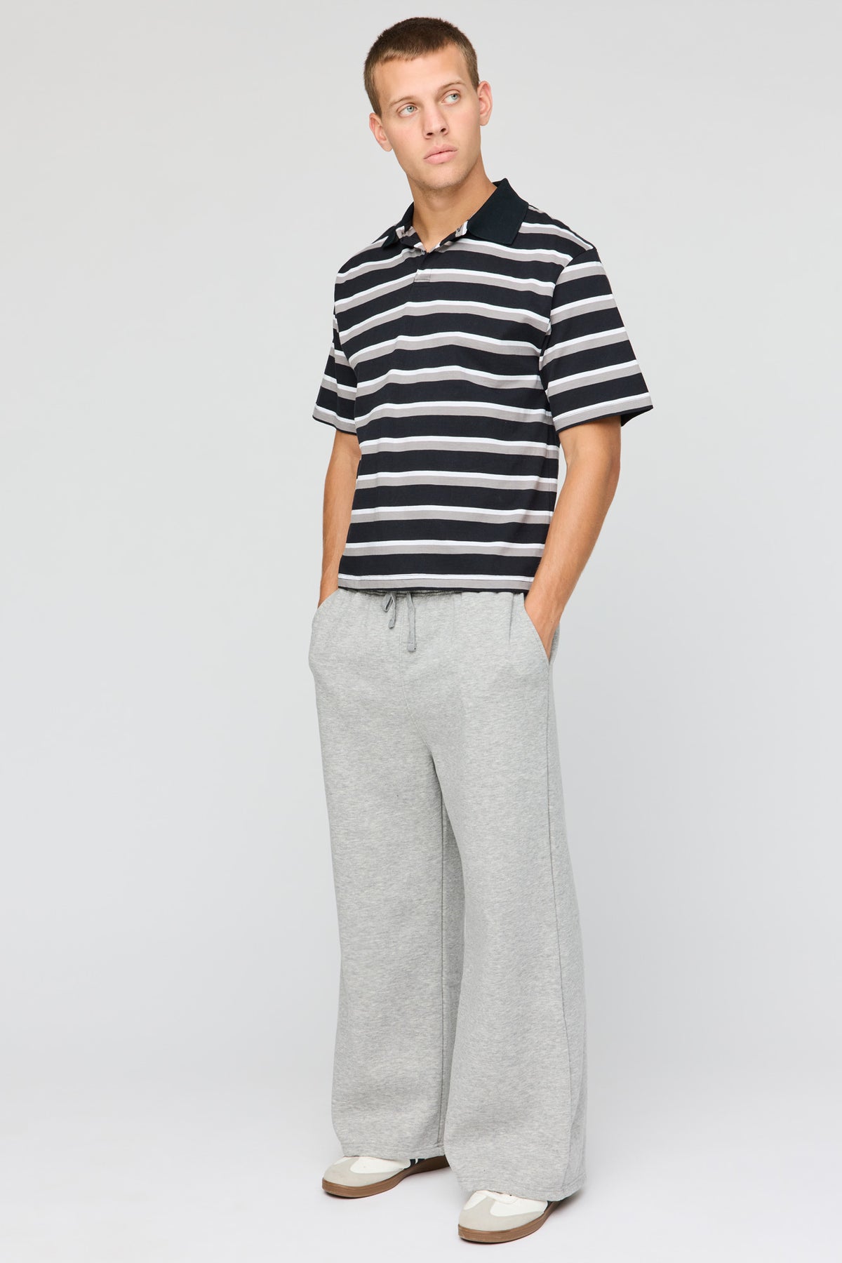 Alt View 2. Fleece Super Wide Leg Sweatpant - Heather Grey