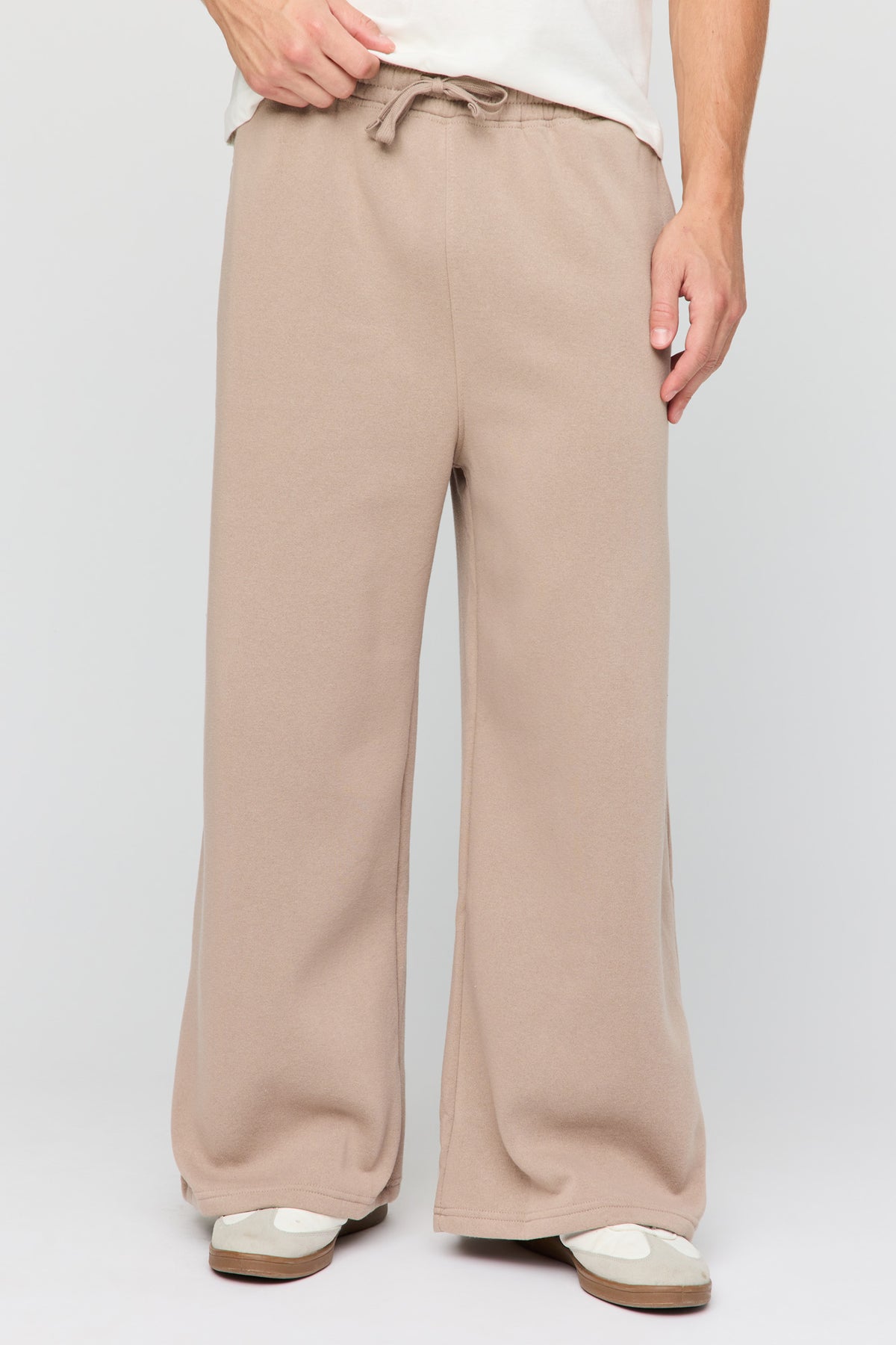 Pantalon d'entraînement à jambe super large en molleton