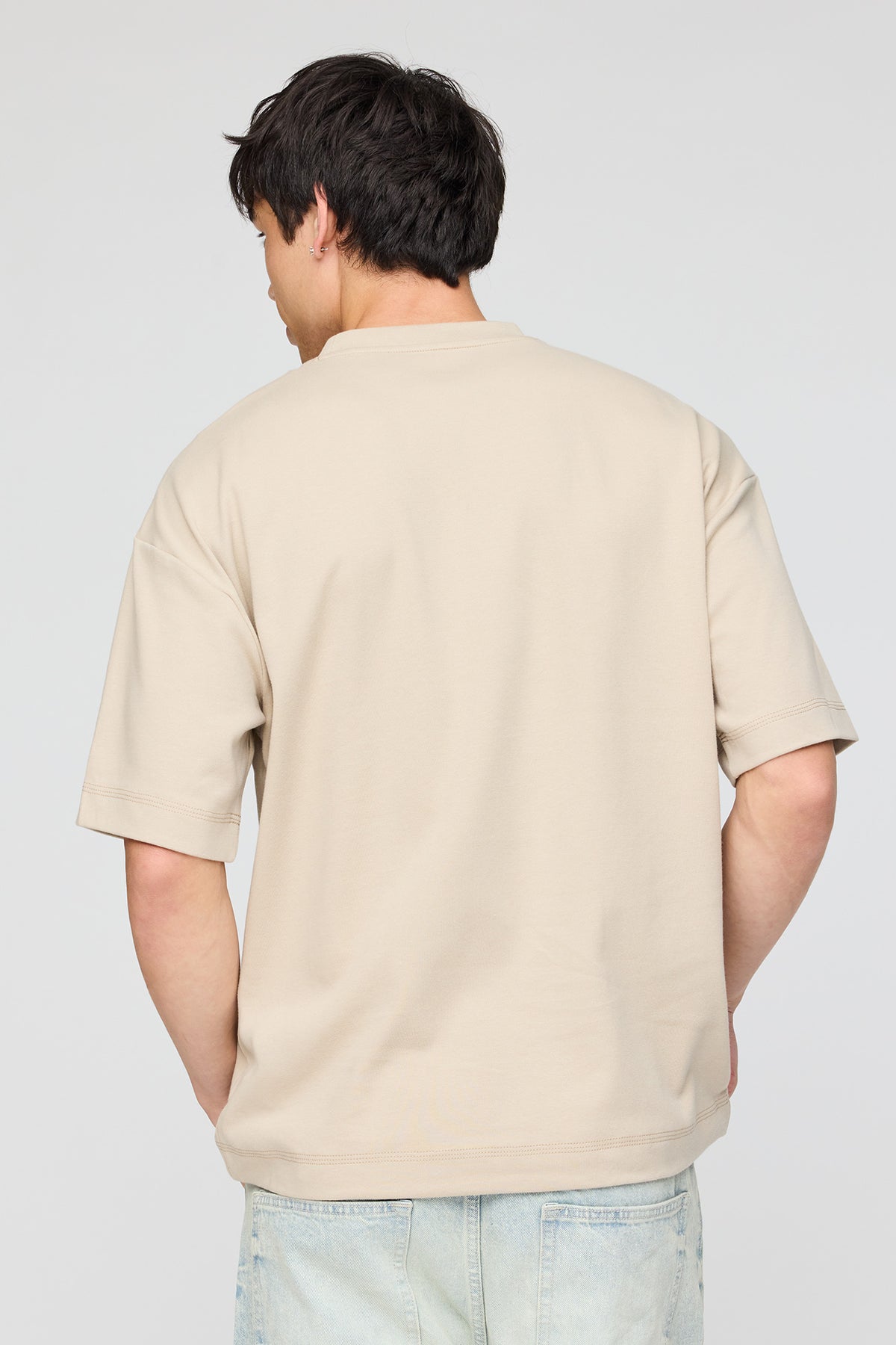 Alt View 2. Oversized T-Shirt - Taupe