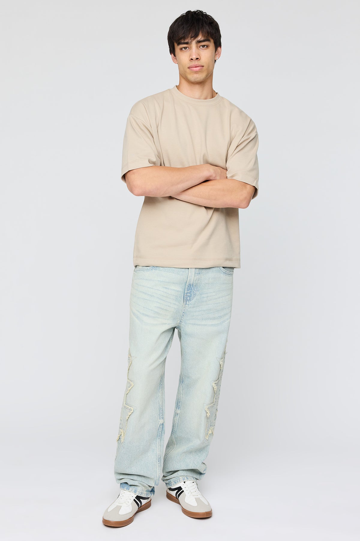 Alt View 3. Oversized T-Shirt - Taupe
