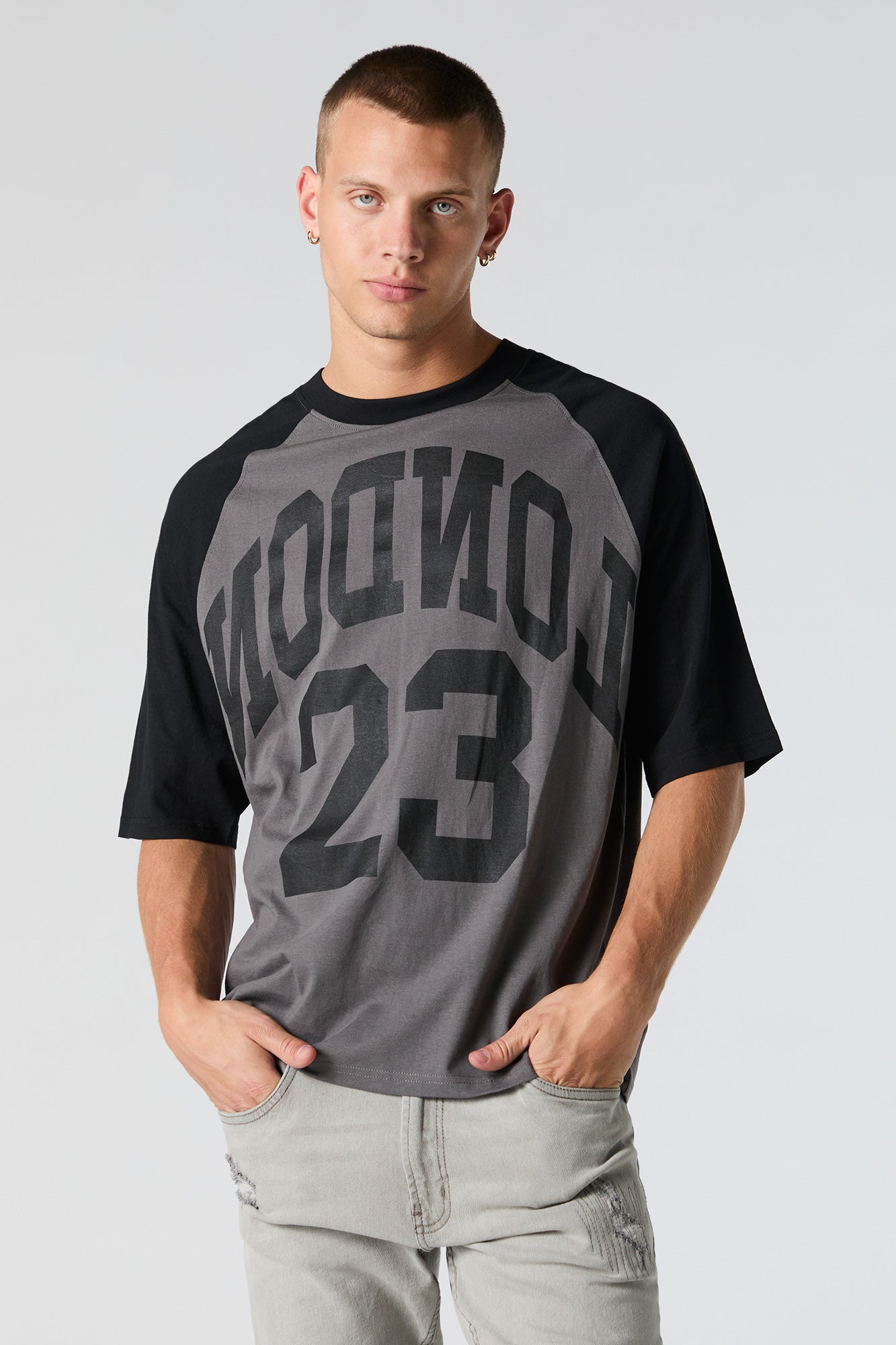 London Graphic Relaxed Raglan T-Shirt