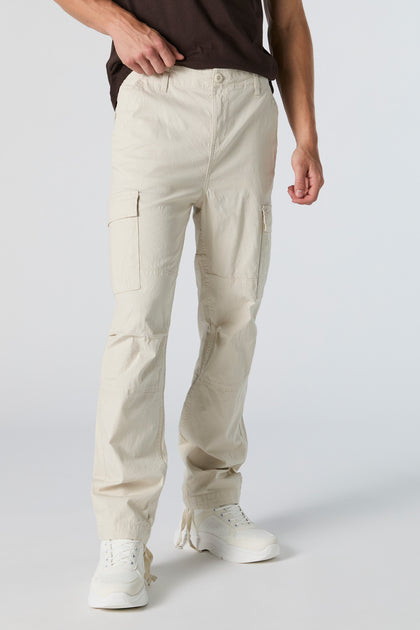 Pantalon cargo avec attaches à l'ourlet