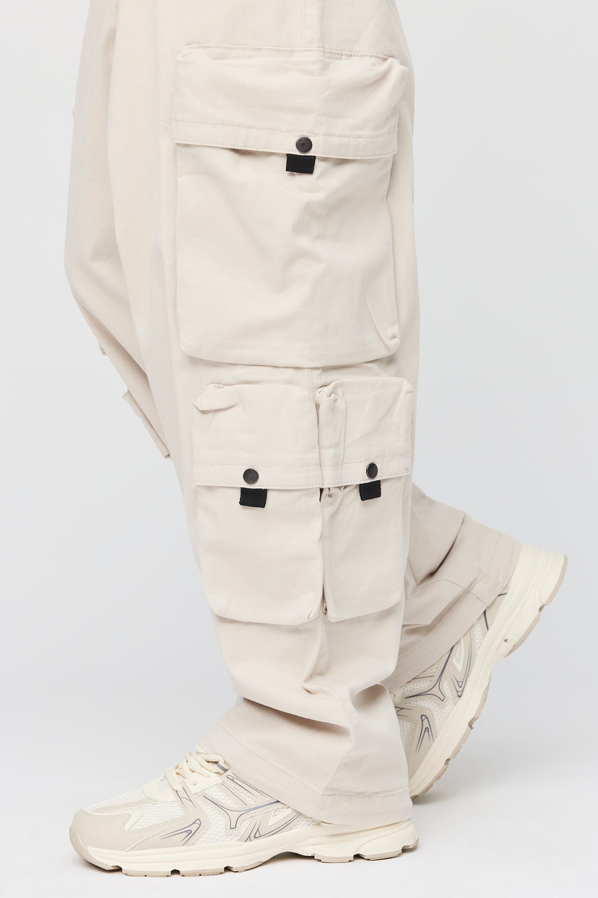 Vue alternative 4. Pantalon baggy cargo