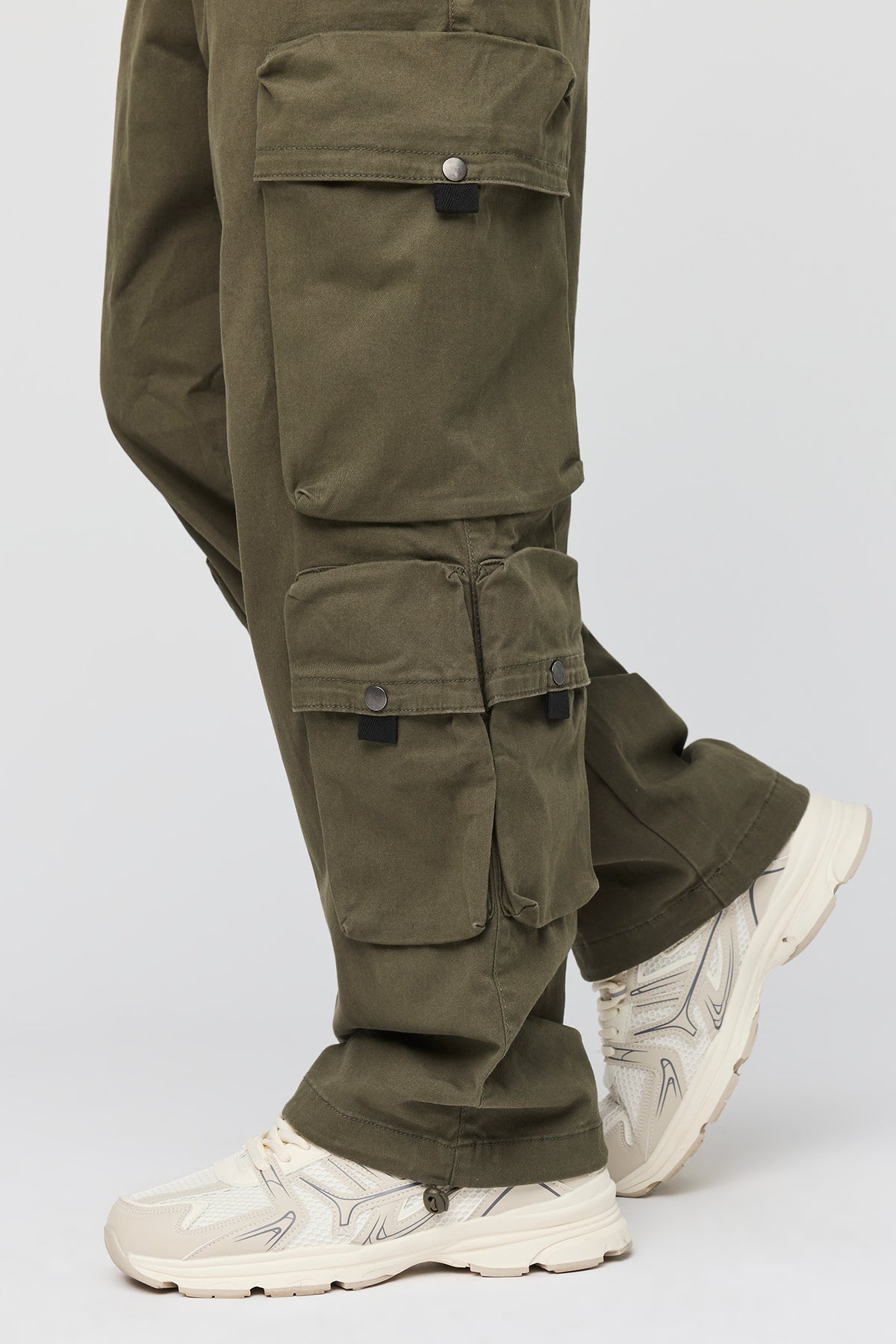 Vue alternative 4. Pantalon baggy cargo