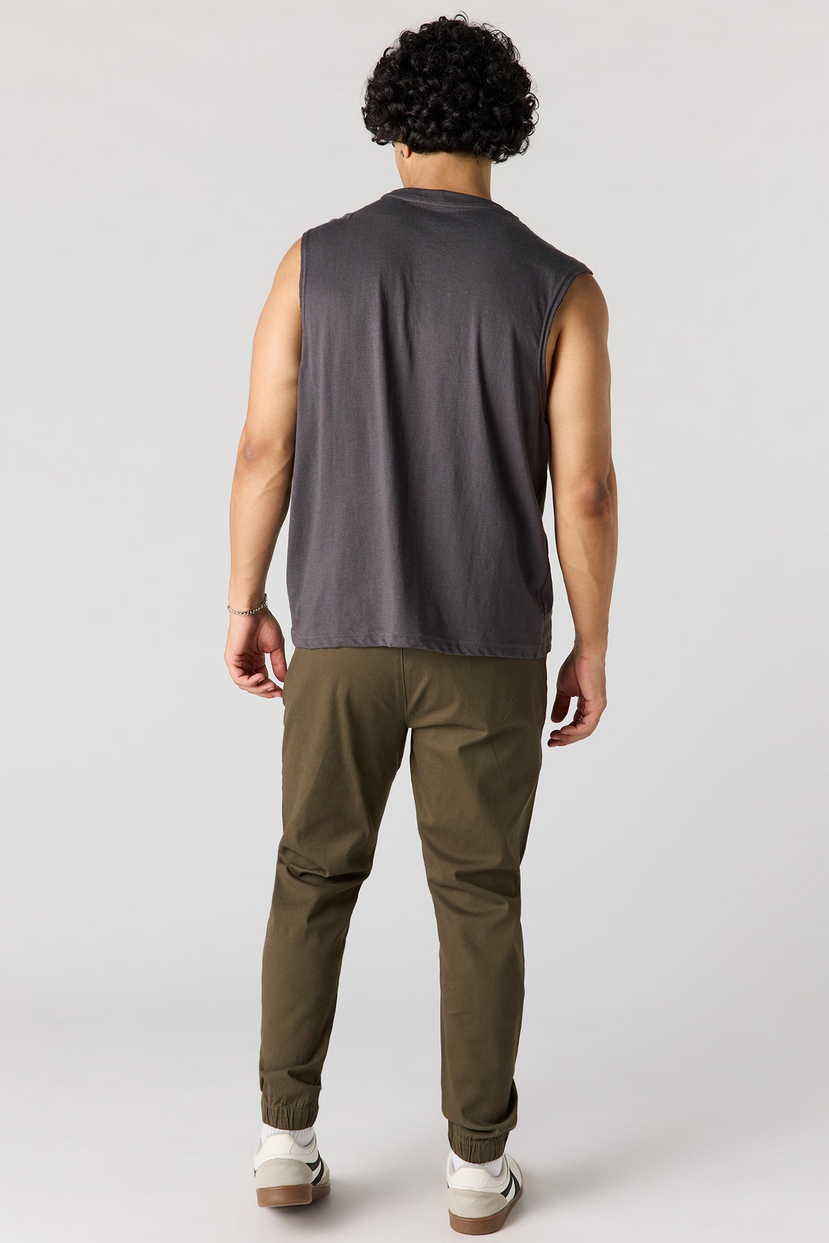 Alt View 2. Classic Cargo Jogger - Dark Green