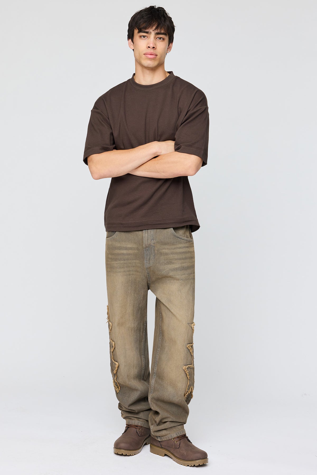 Alt View 5. Star Applique Baggy Jean - Light Brown