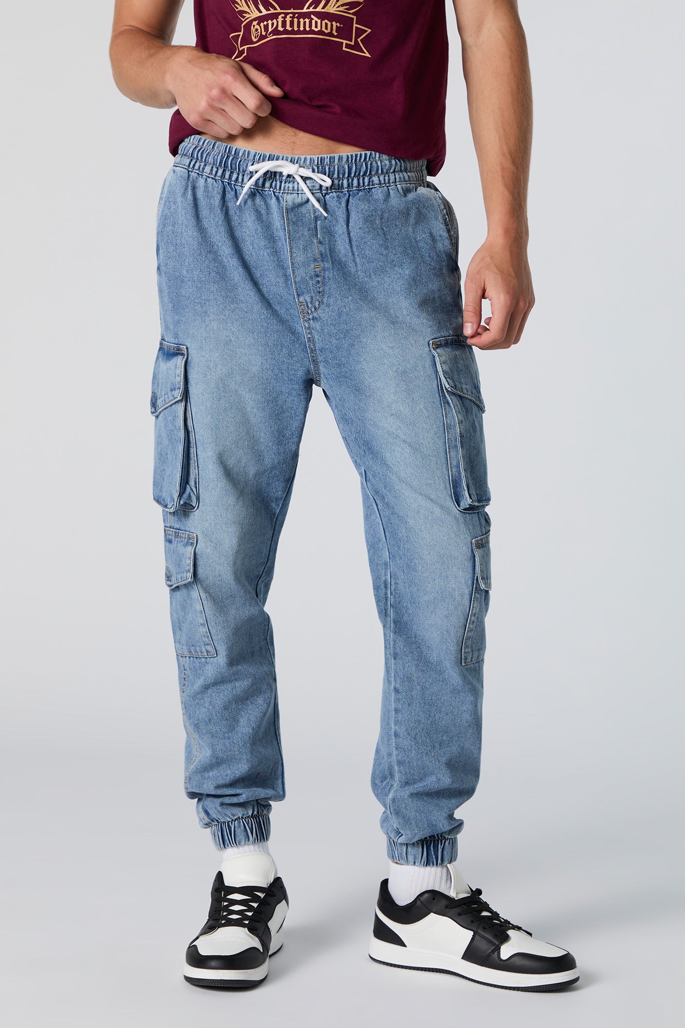 Jogger cargo en denim délavé vintage