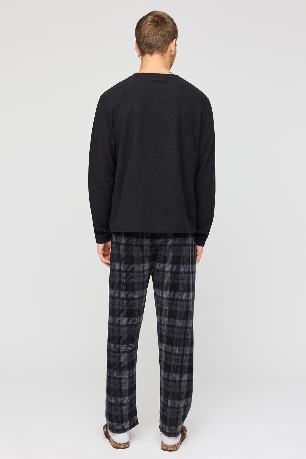 Vue alternative 4. Ensemble-cadeau avec pyjama en molleton polaire