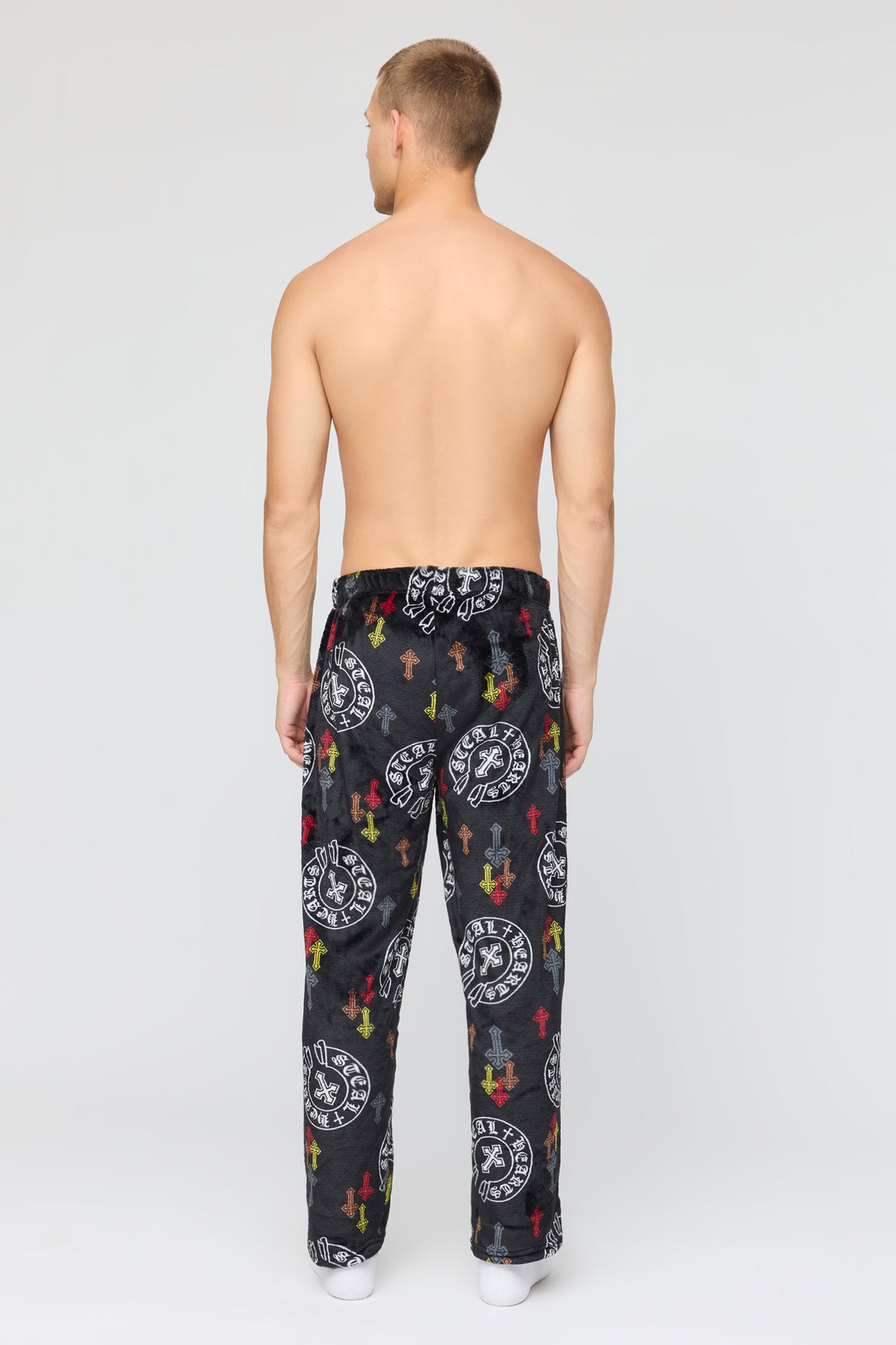 Alt View 3. Plush Printed Pajama Pant - Solid Black