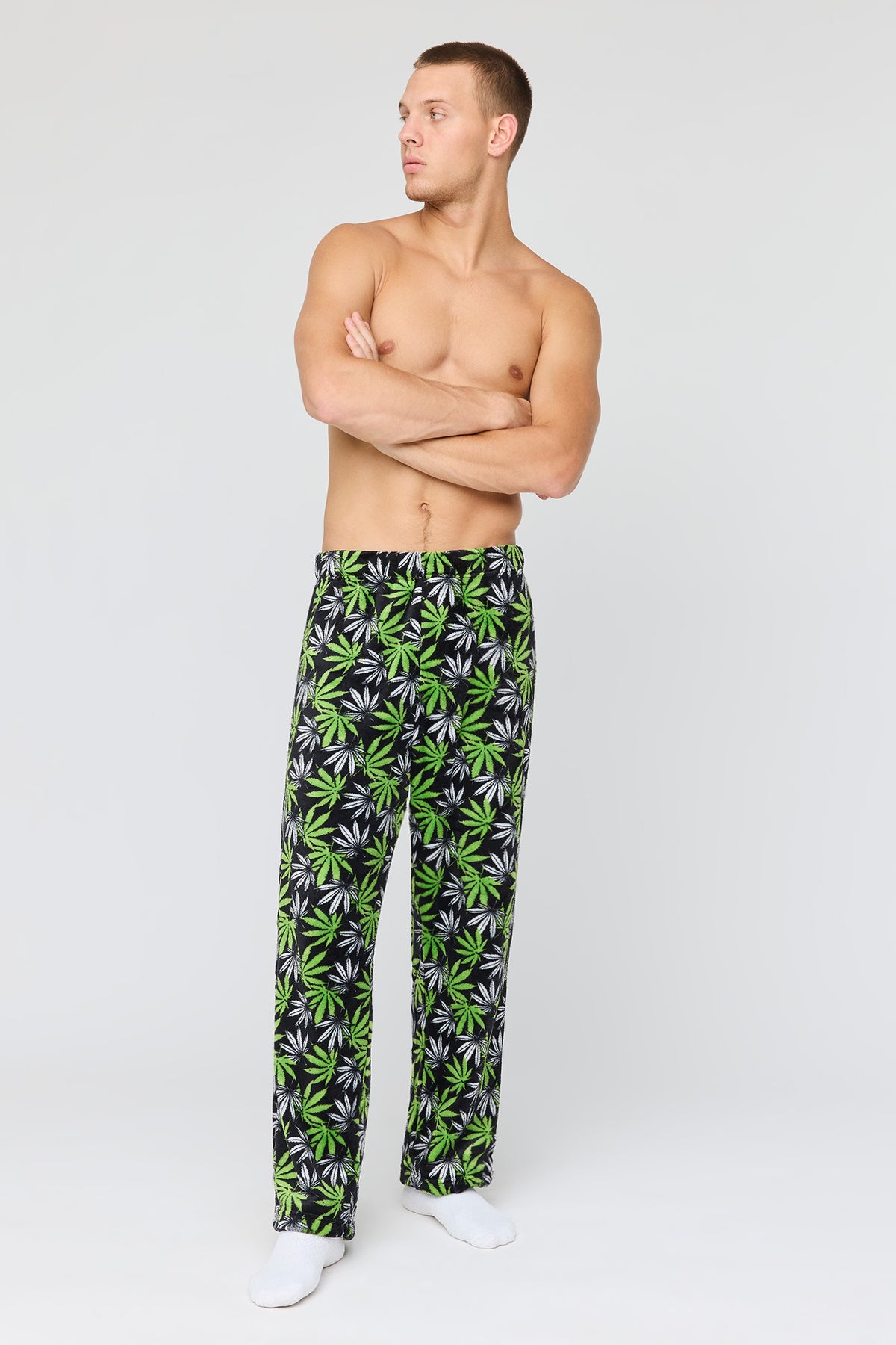Alt View 2. Plush Printed Pajama Pant - Green