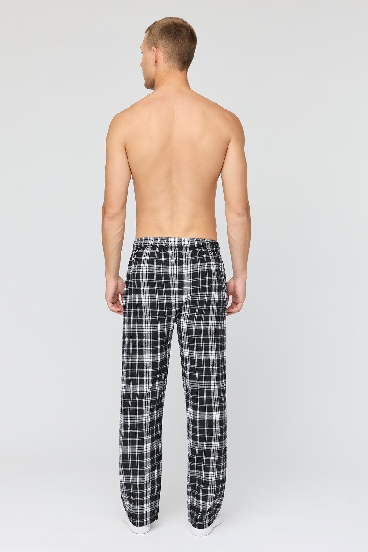 Vue alternative 3. Pantalon de pyjama en flanelle à carreaux