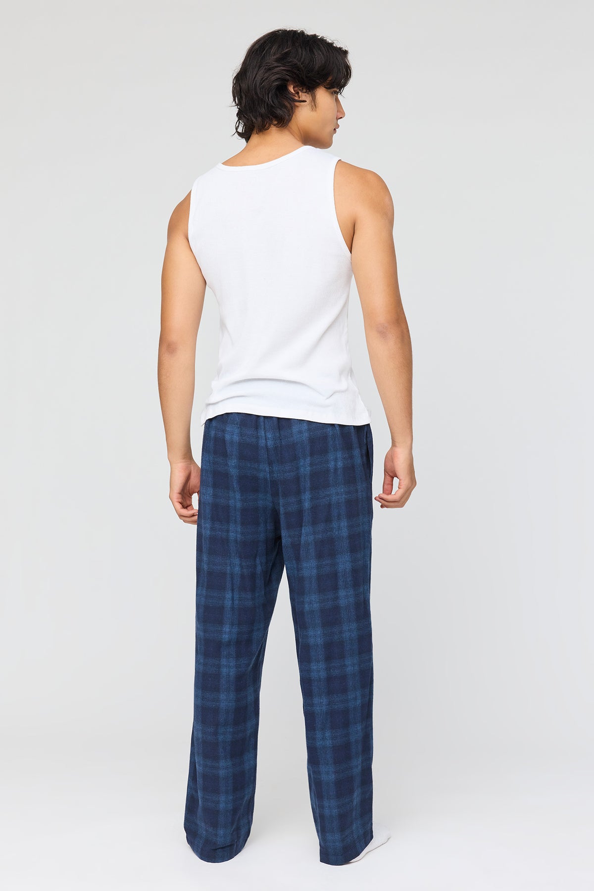 Vue alternative 3. Pantalon de pyjama en flanelle à carreaux