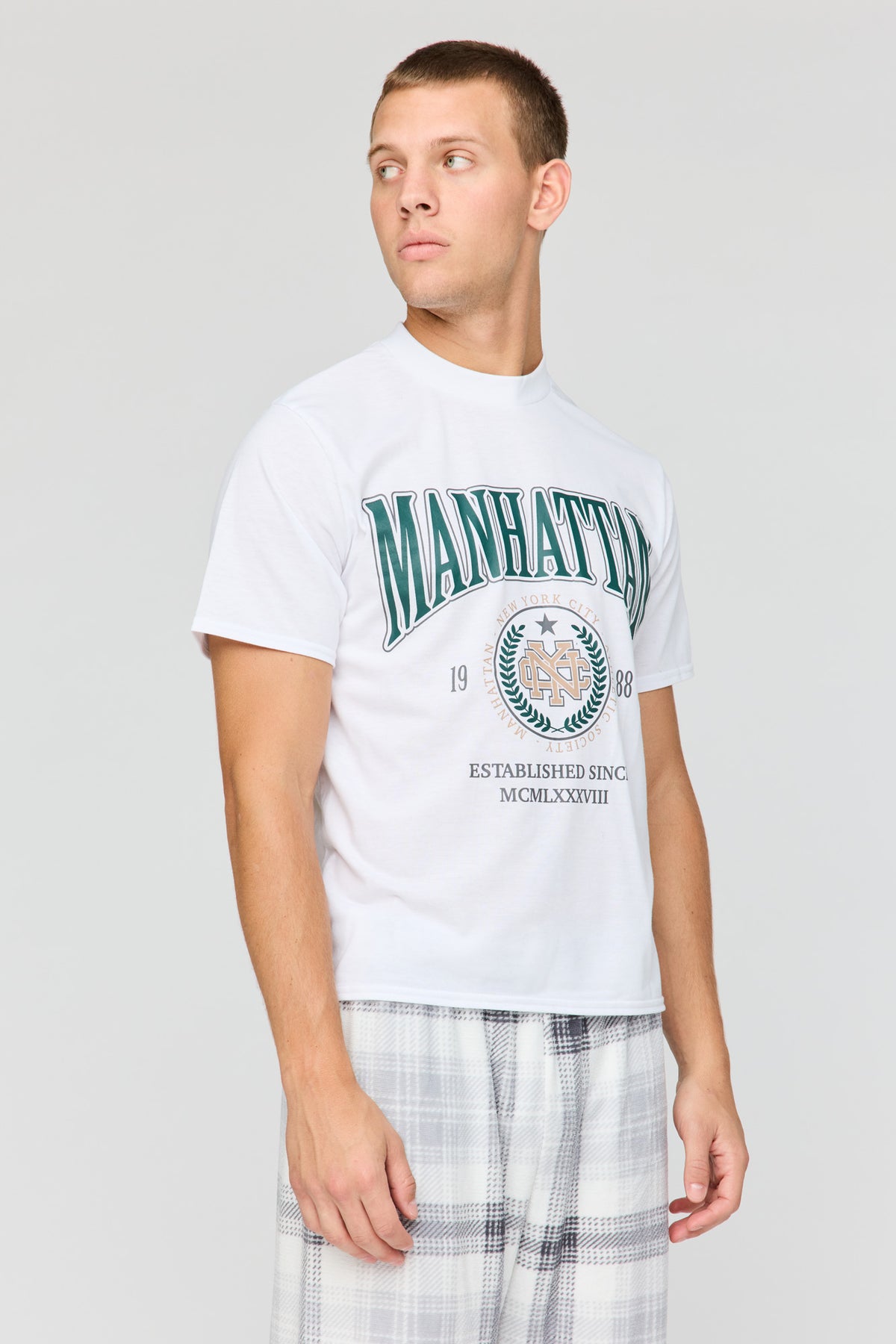 Alt View 2. Graphic T-Shirt & Plush Plaid Pant Pajama Set - White