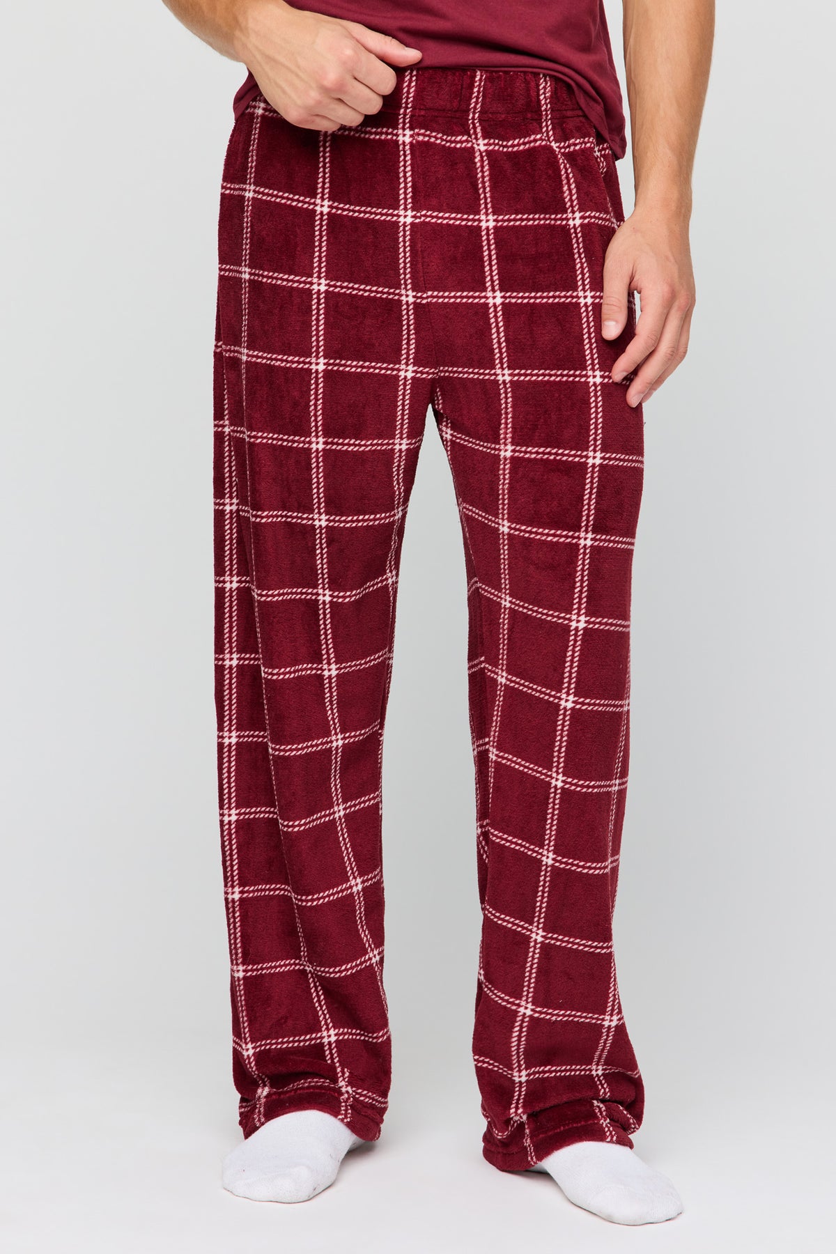 Alt View 3. Graphic T-Shirt & Plush Plaid Pant Pajama Set - Burgundy