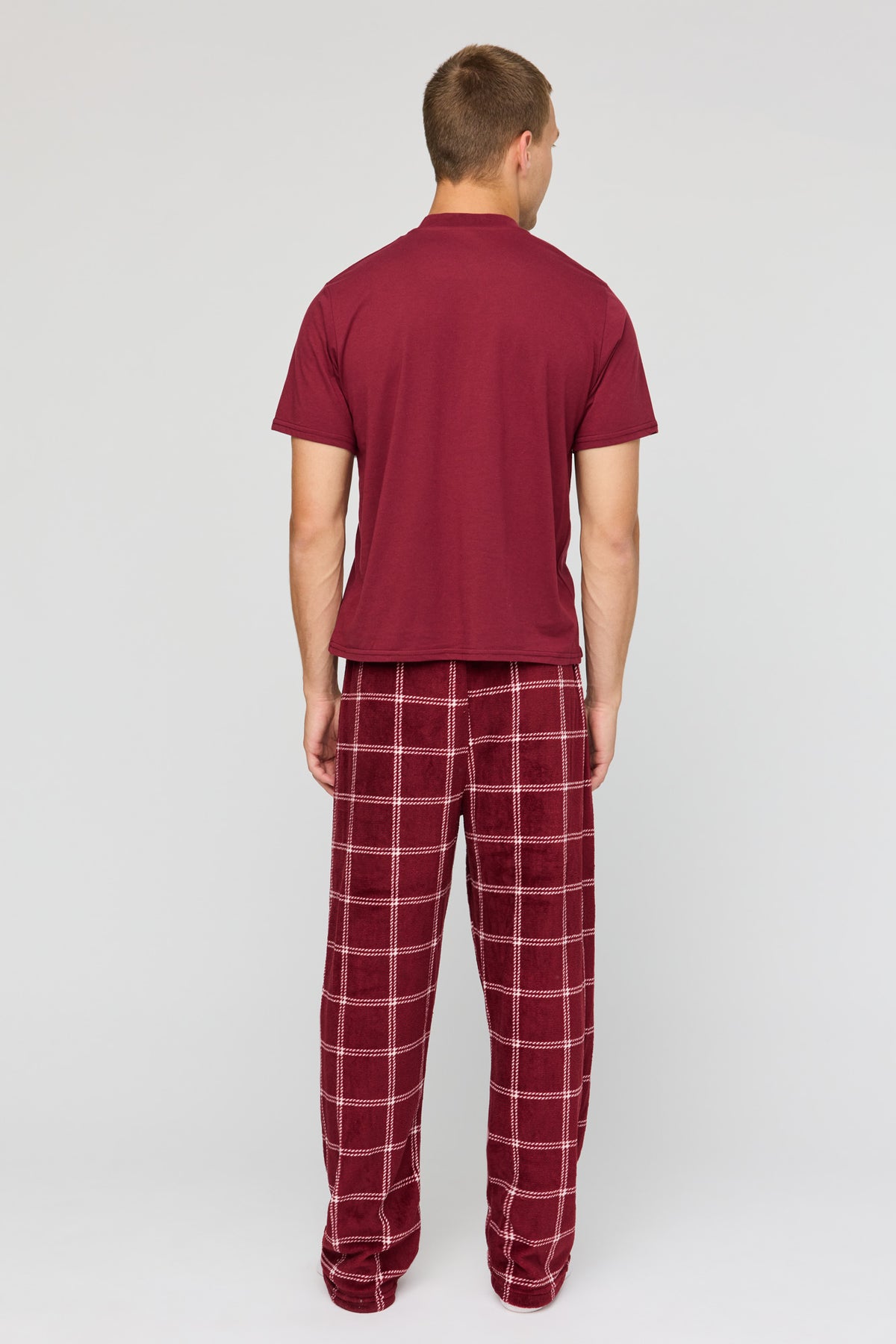 Alt View 4. Graphic T-Shirt & Plush Plaid Pant Pajama Set - Burgundy